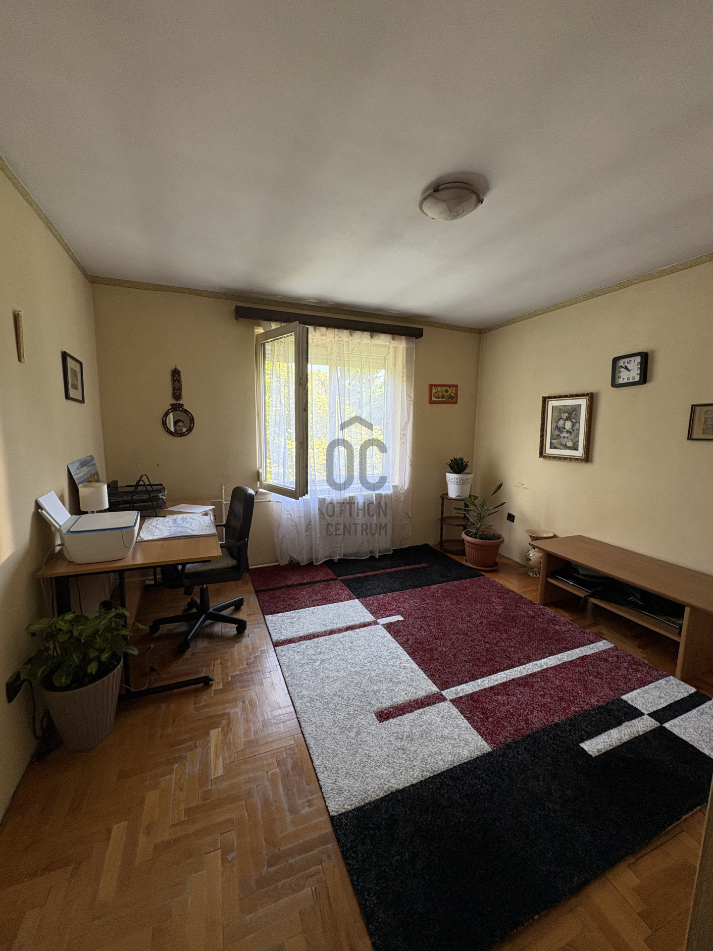 Gallery zoom image
