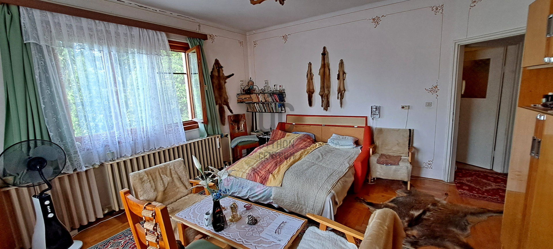 Gallery zoom image