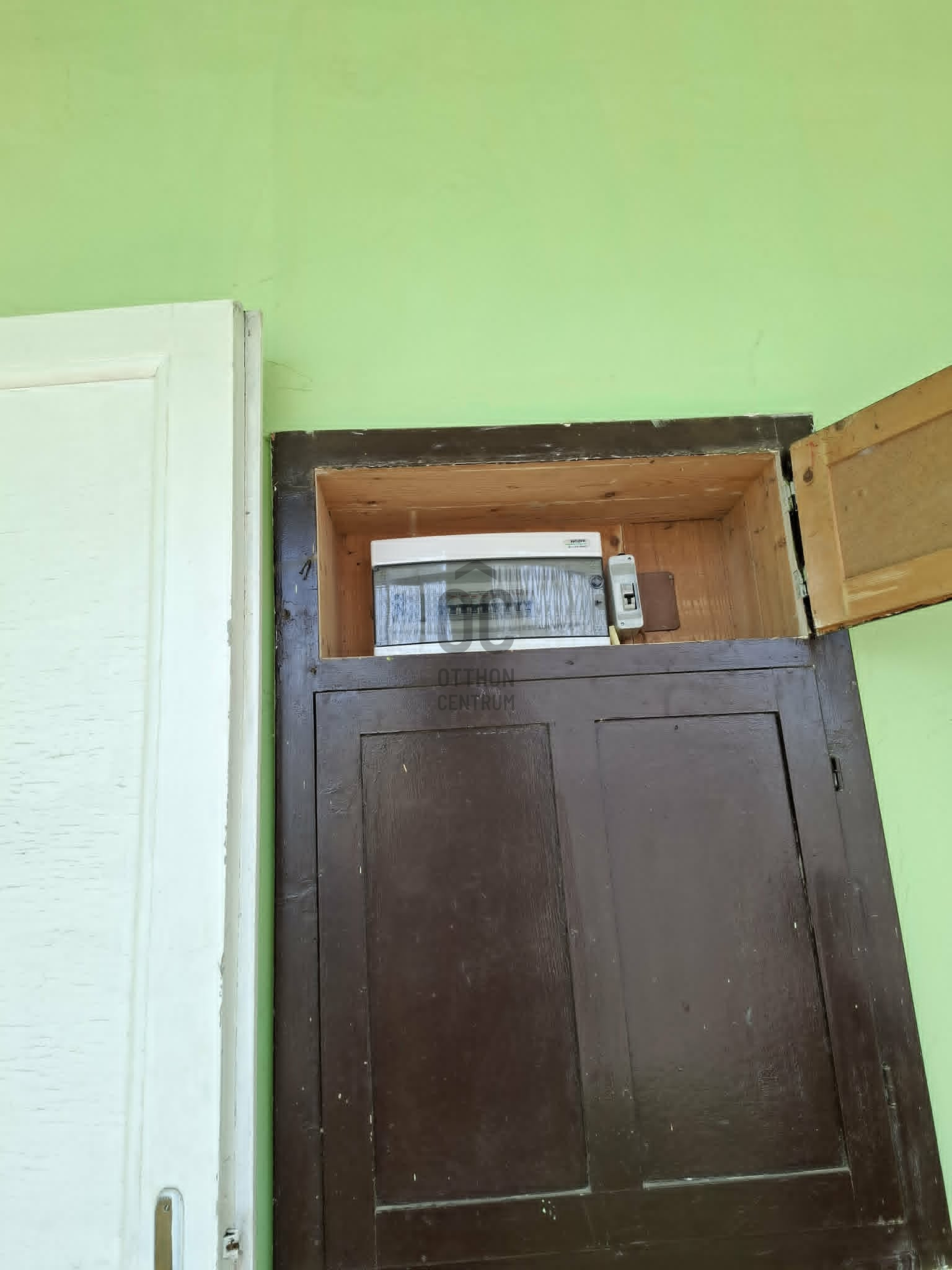 Gallery zoom image
