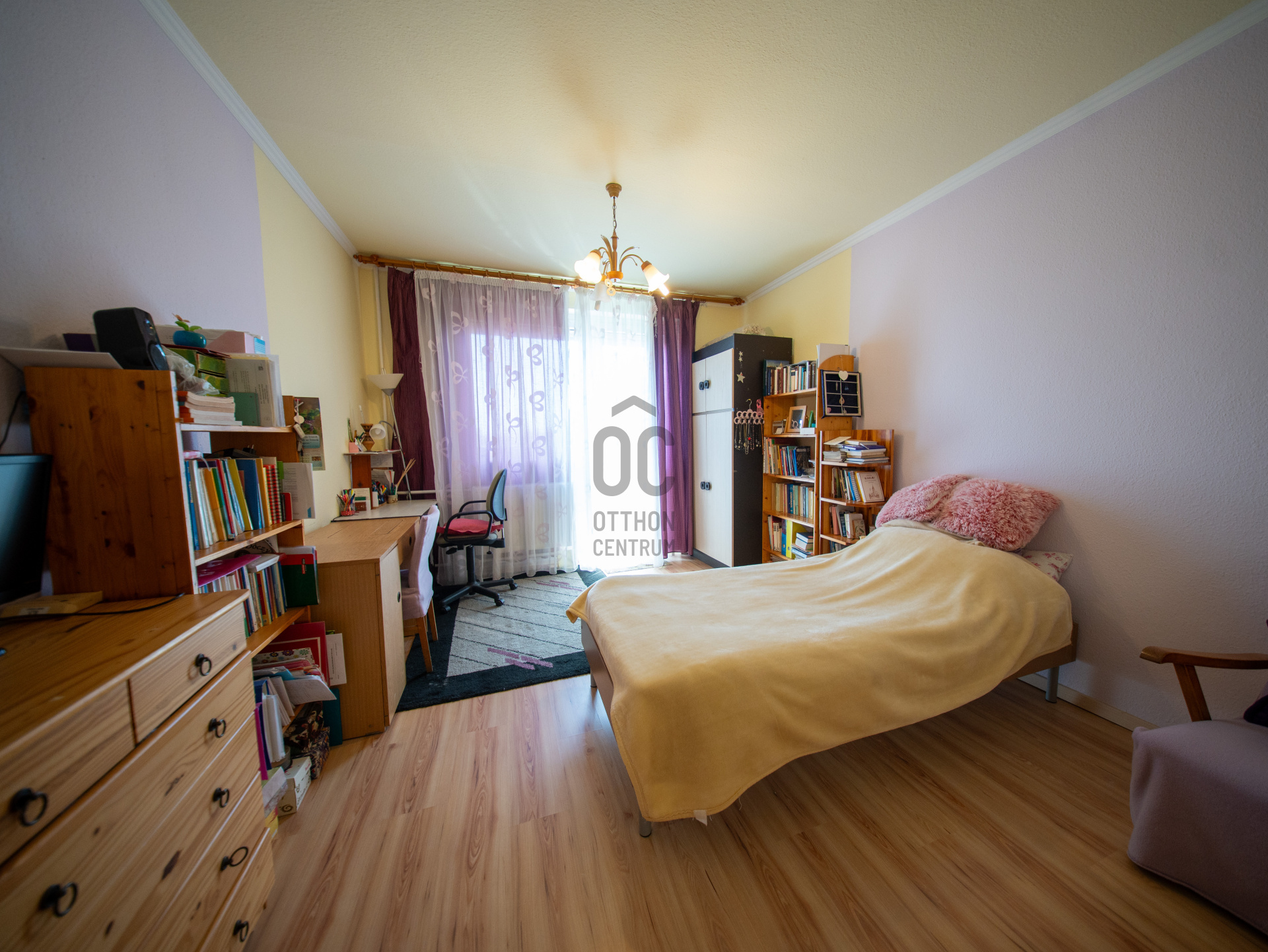 Gallery zoom image