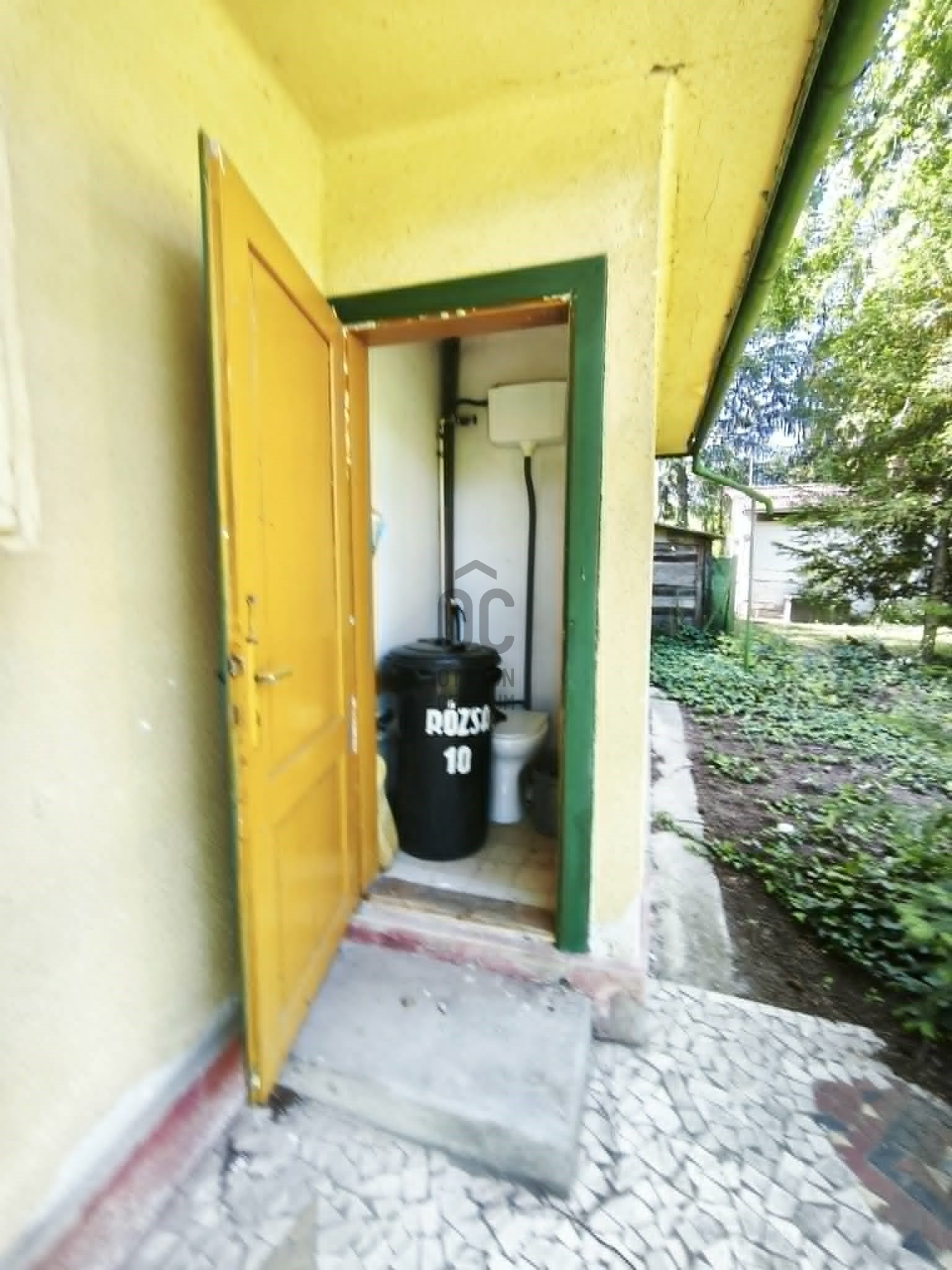 Gallery zoom image