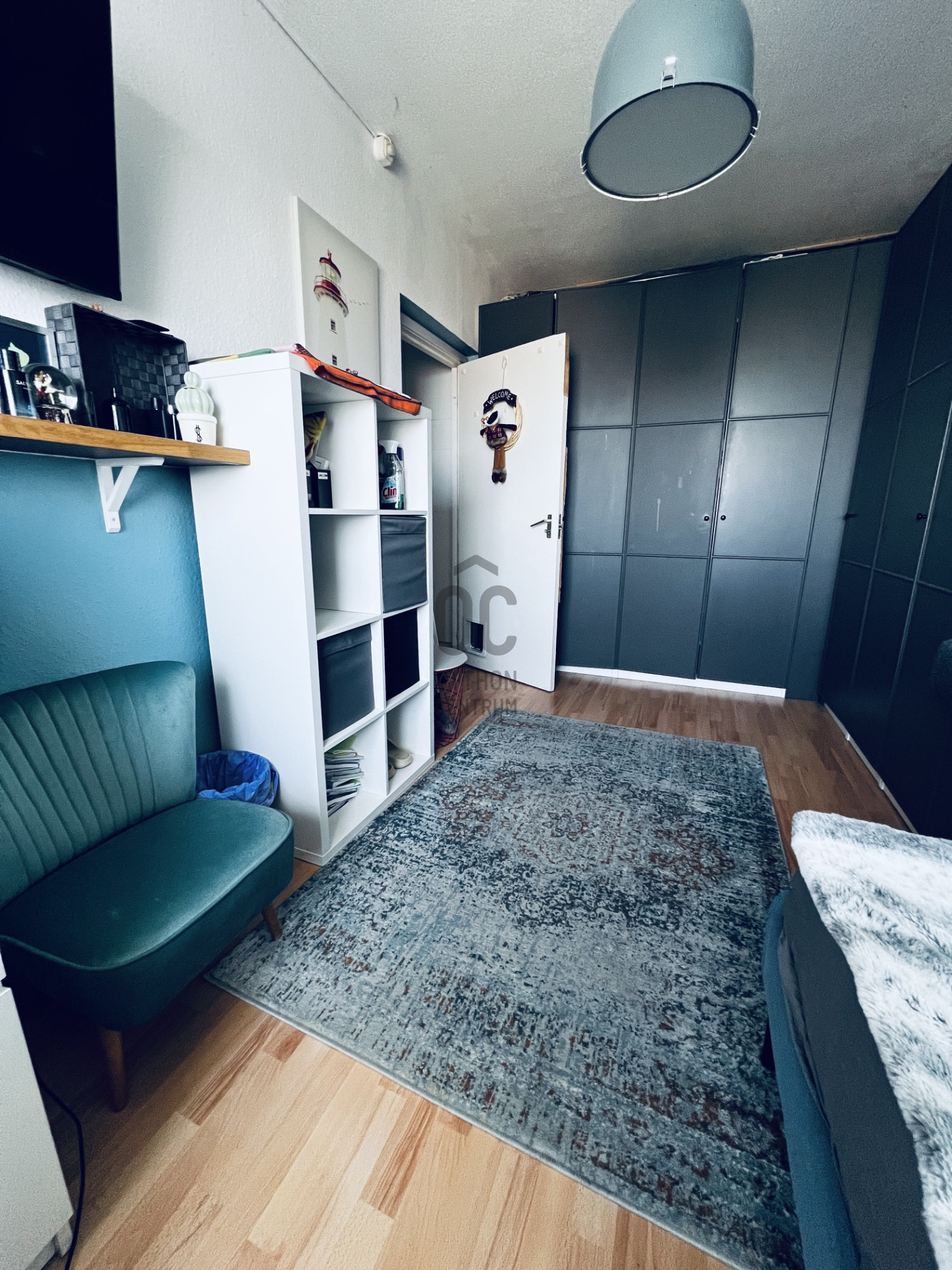 Gallery zoom image
