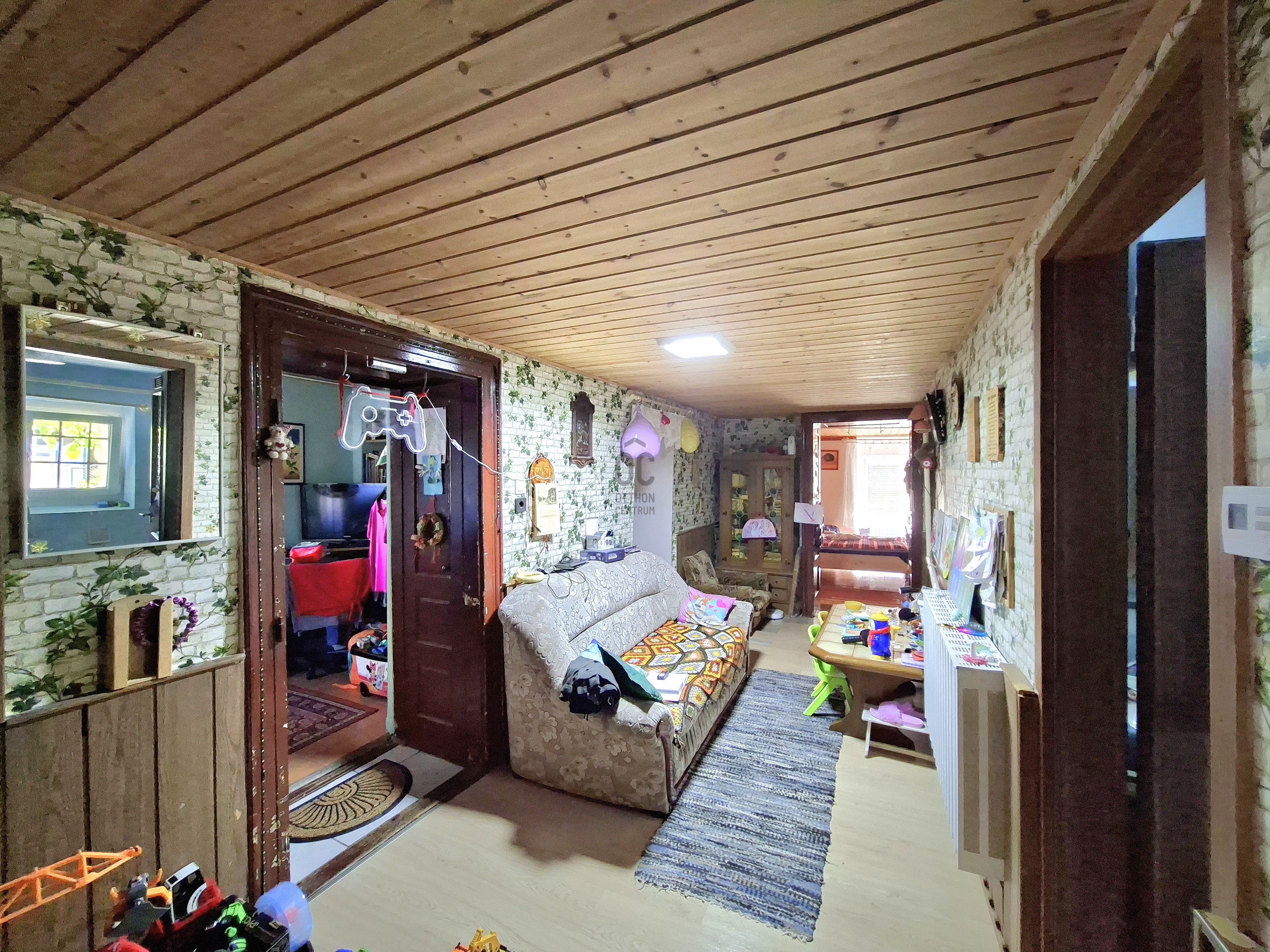 Gallery zoom image