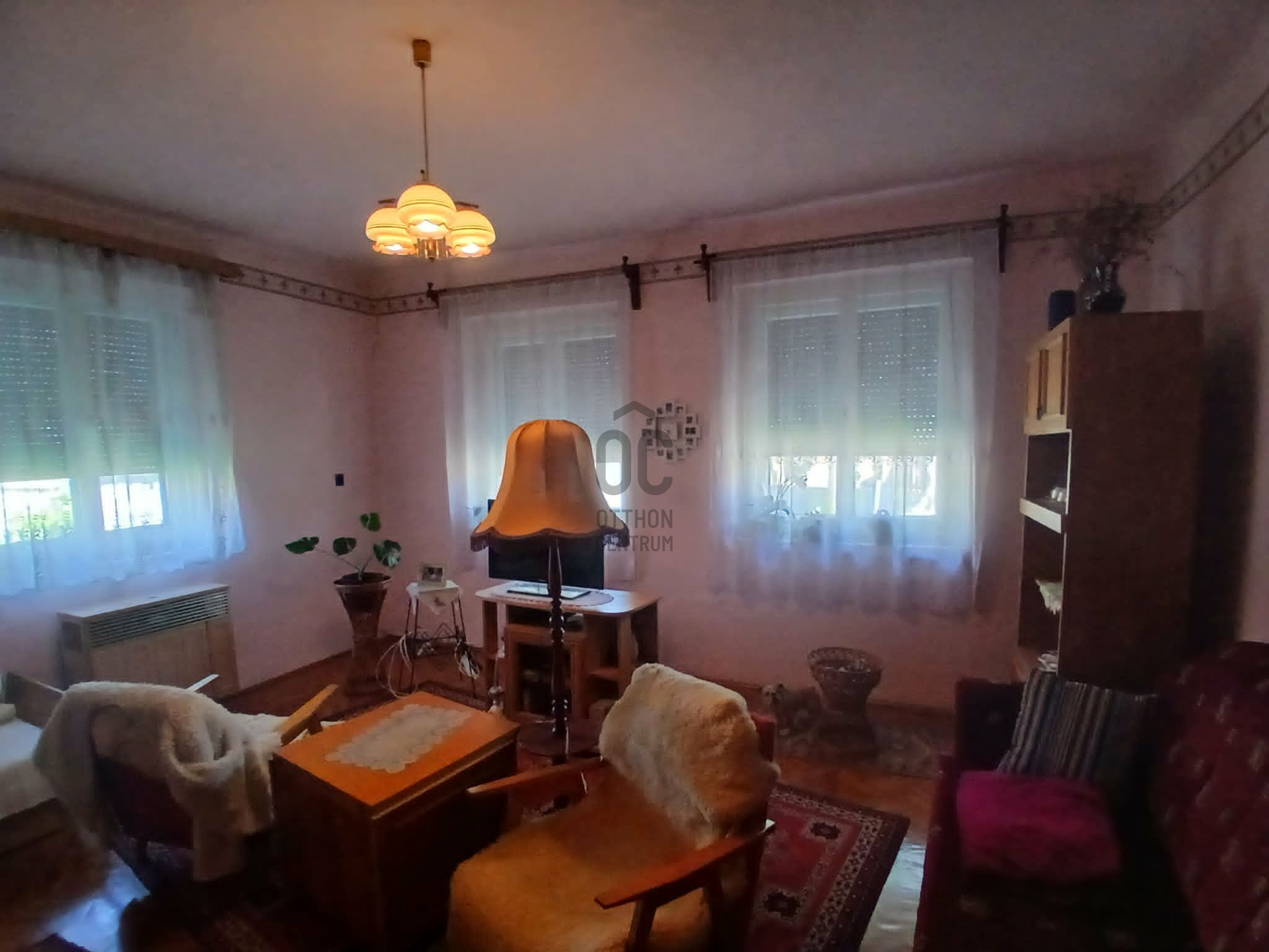 Gallery zoom image