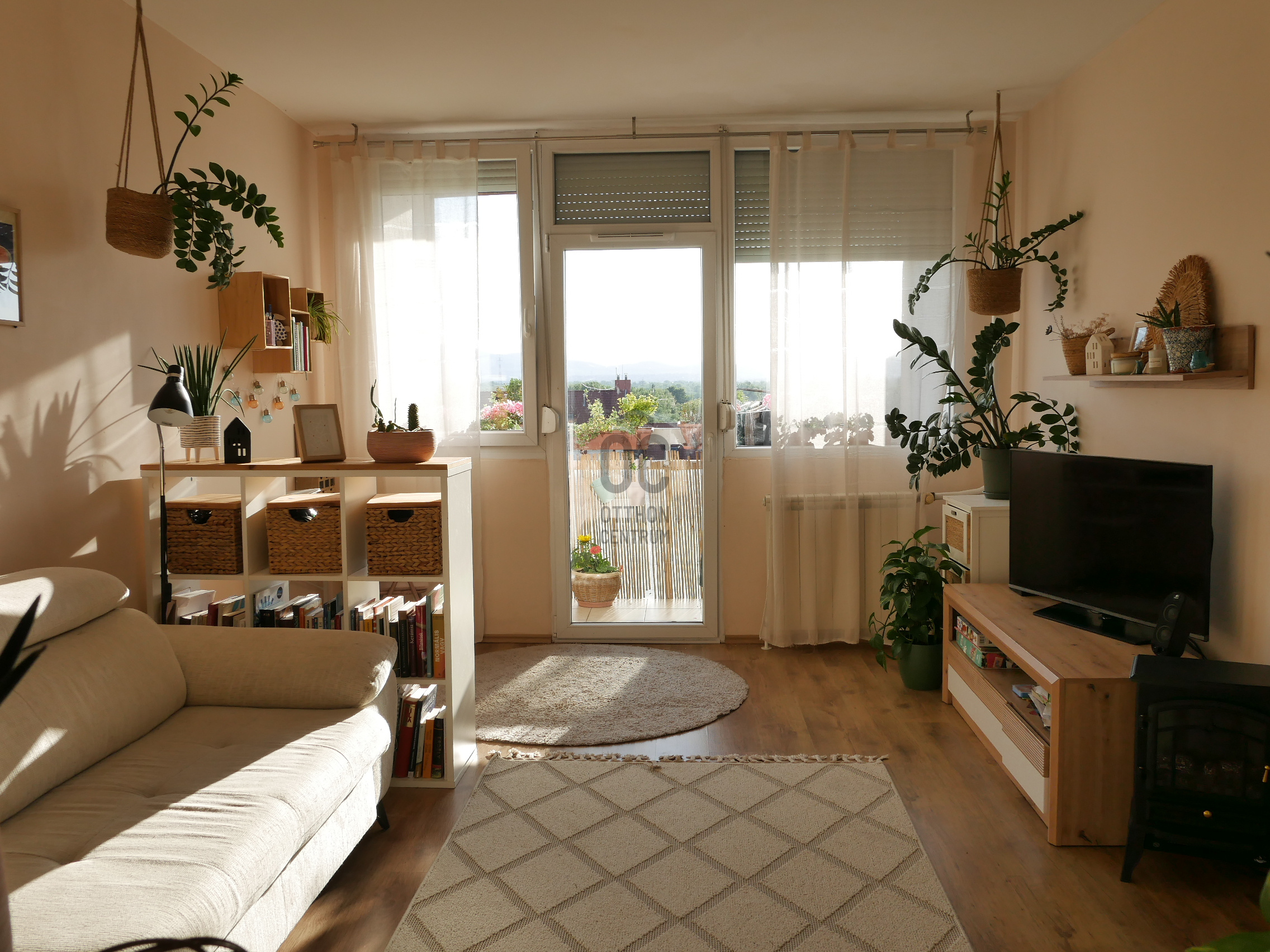 Gallery zoom image