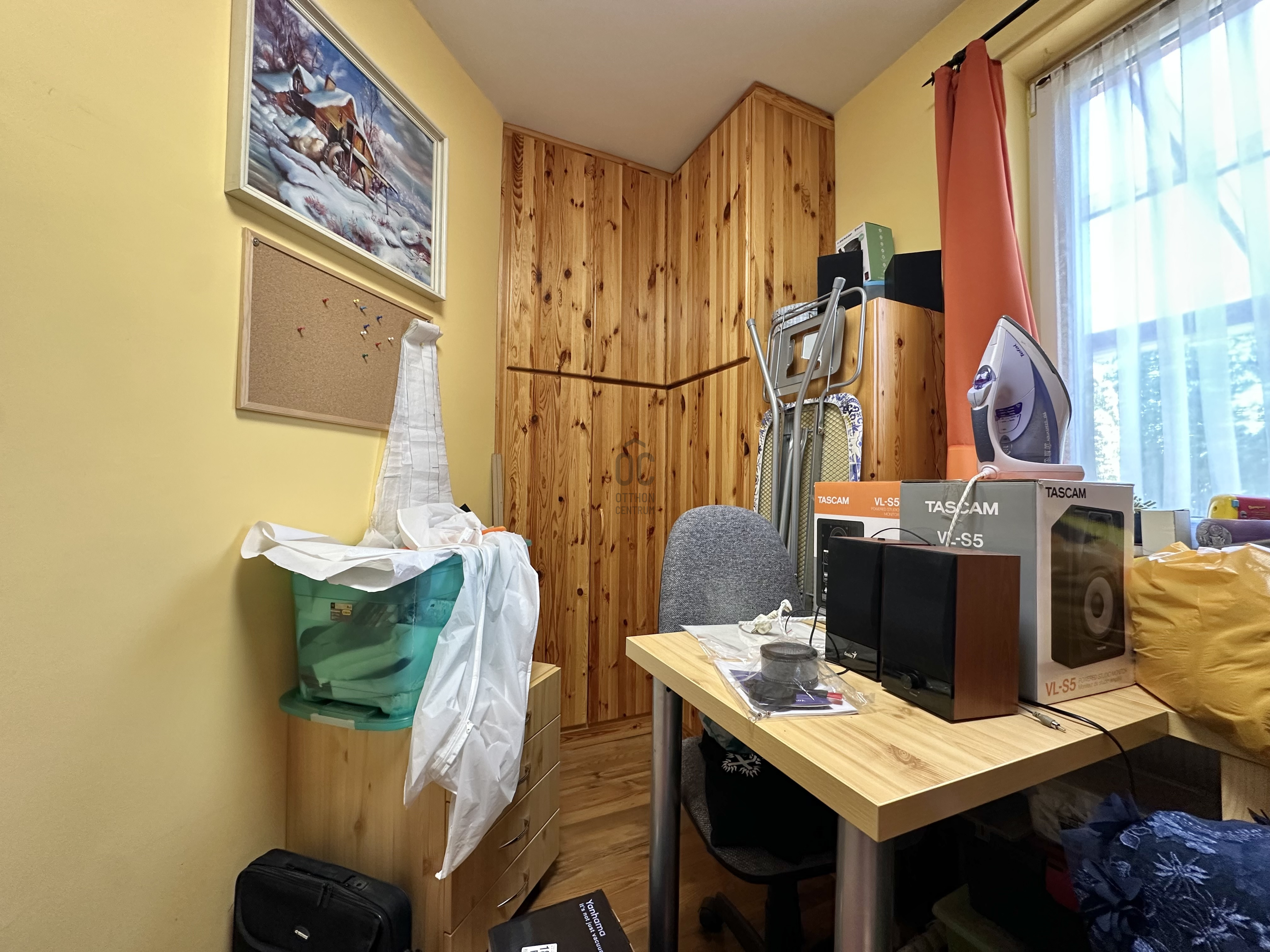 Gallery zoom image