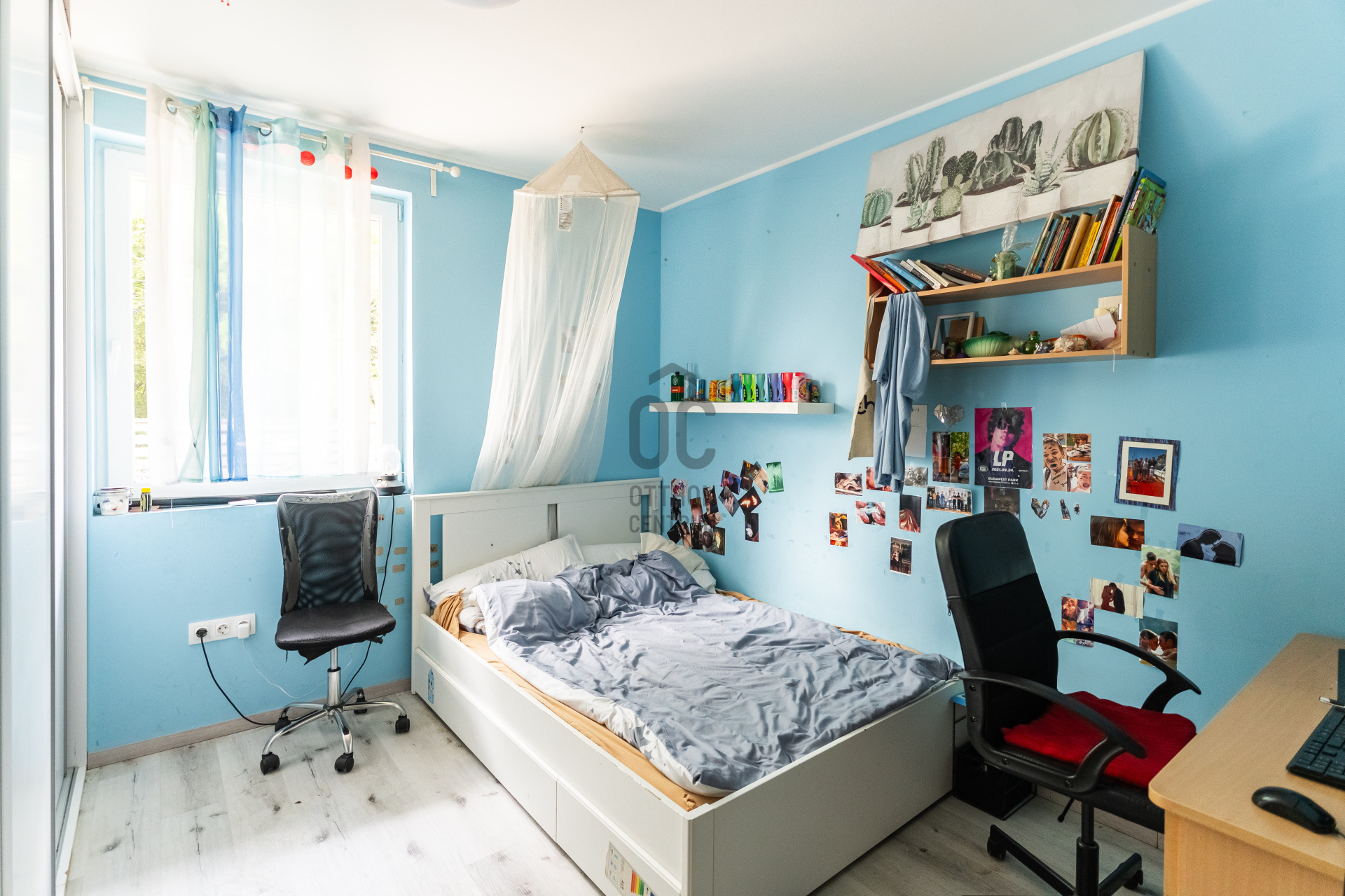 Gallery zoom image