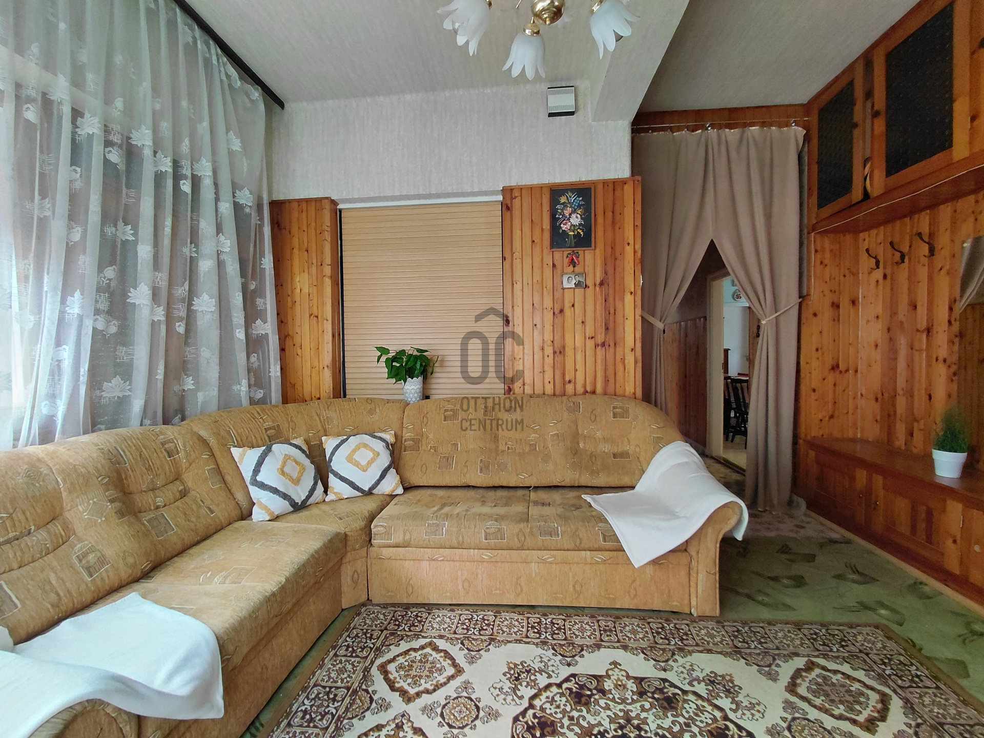 Gallery zoom image
