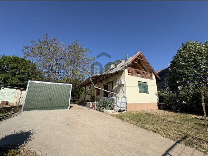 818m² · Telek · 22.400.000 Ft
