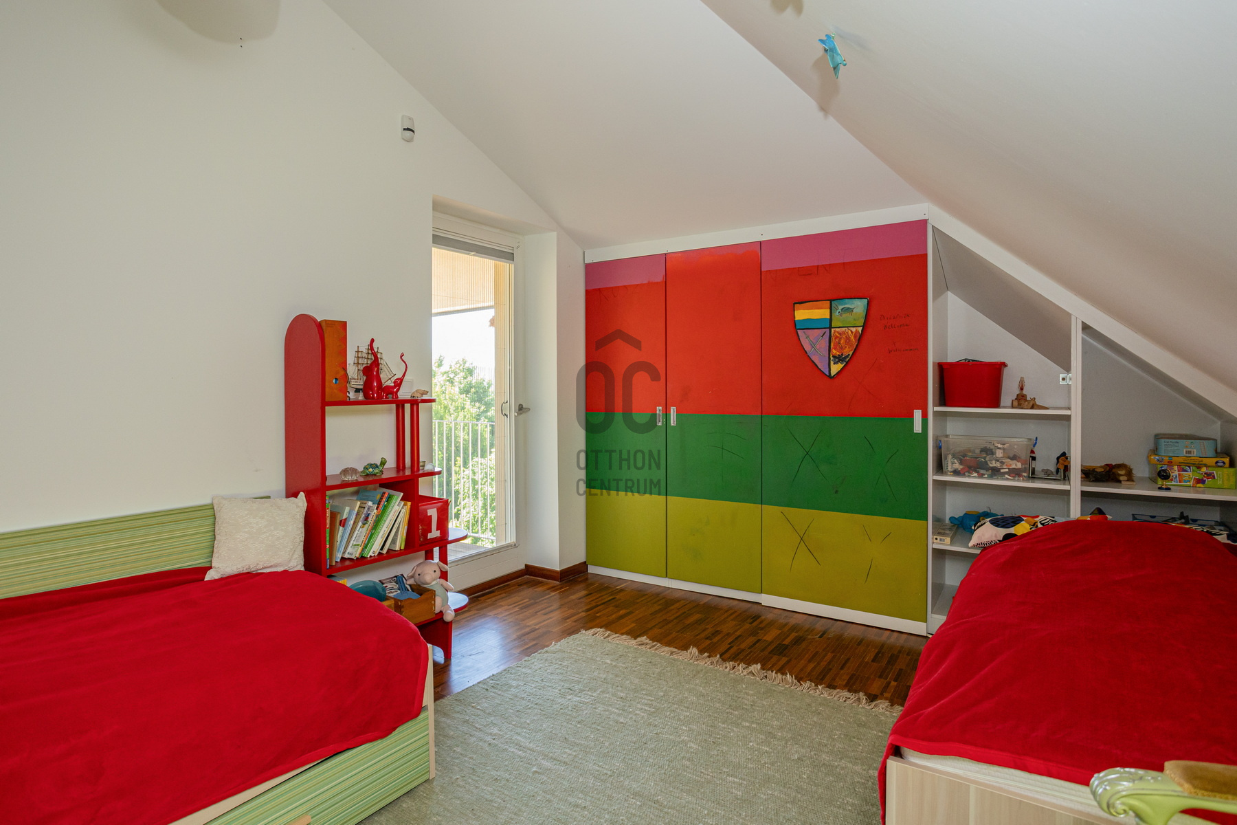 Gallery zoom image