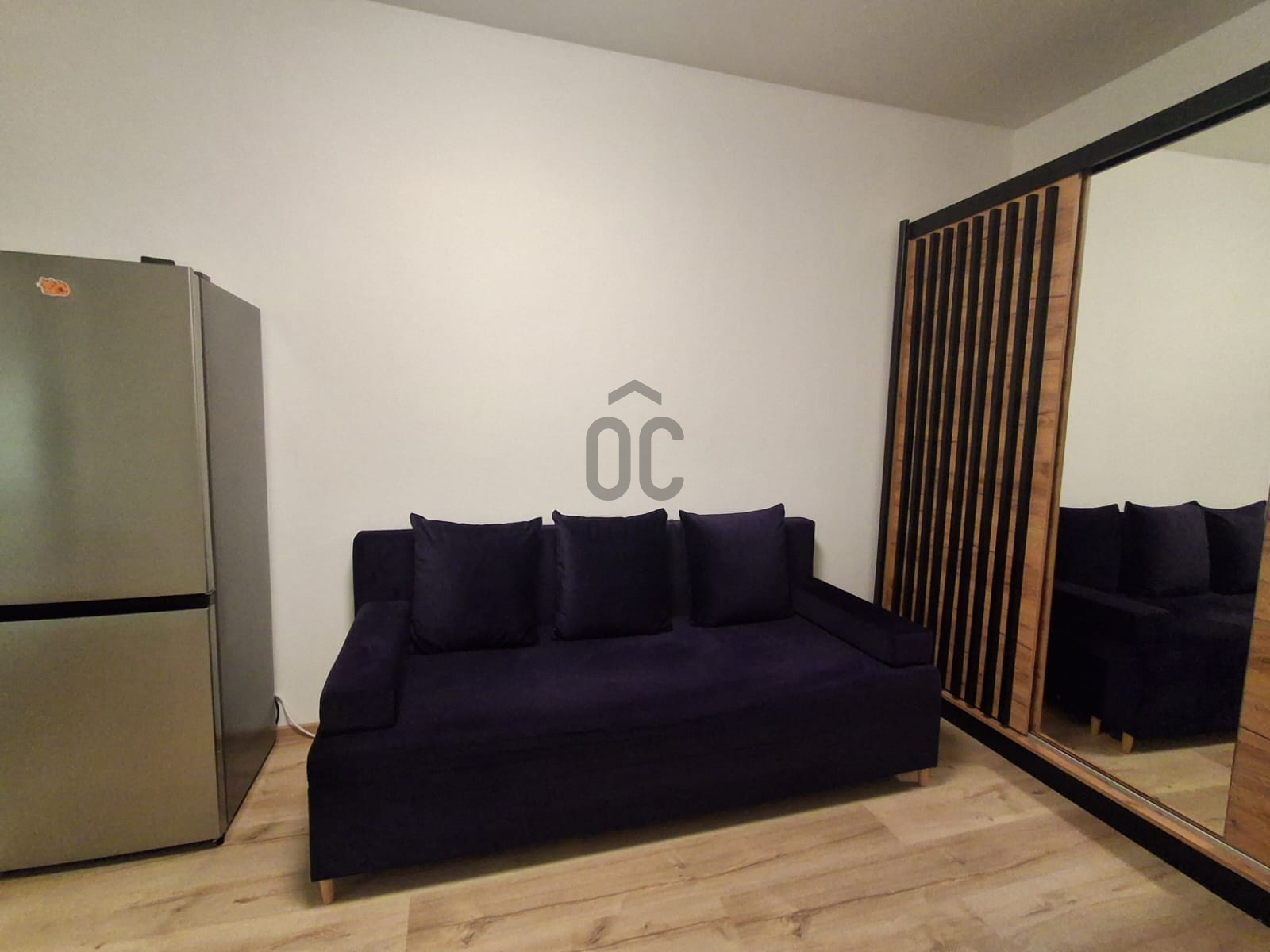 Gallery zoom image