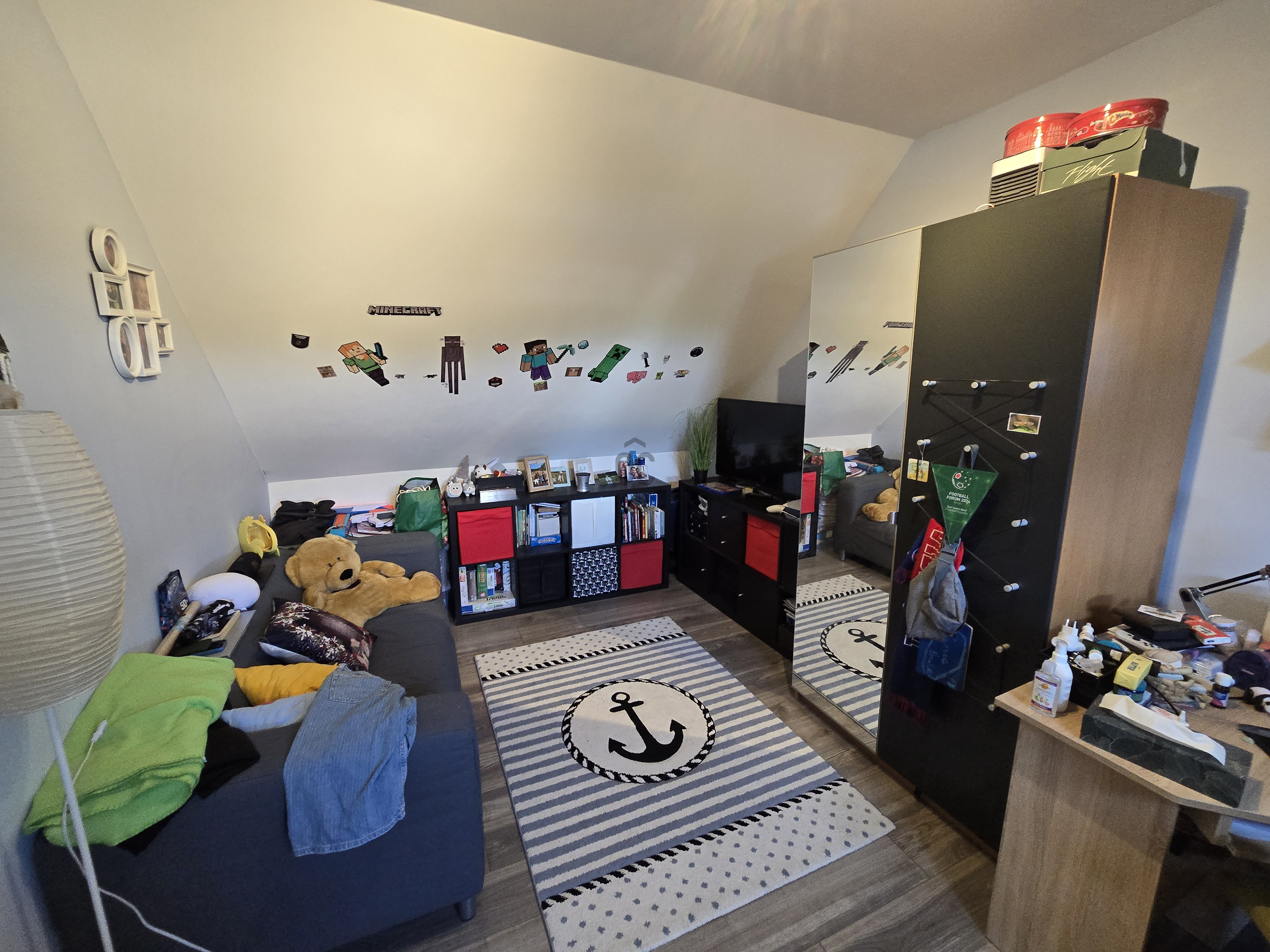 Gallery zoom image