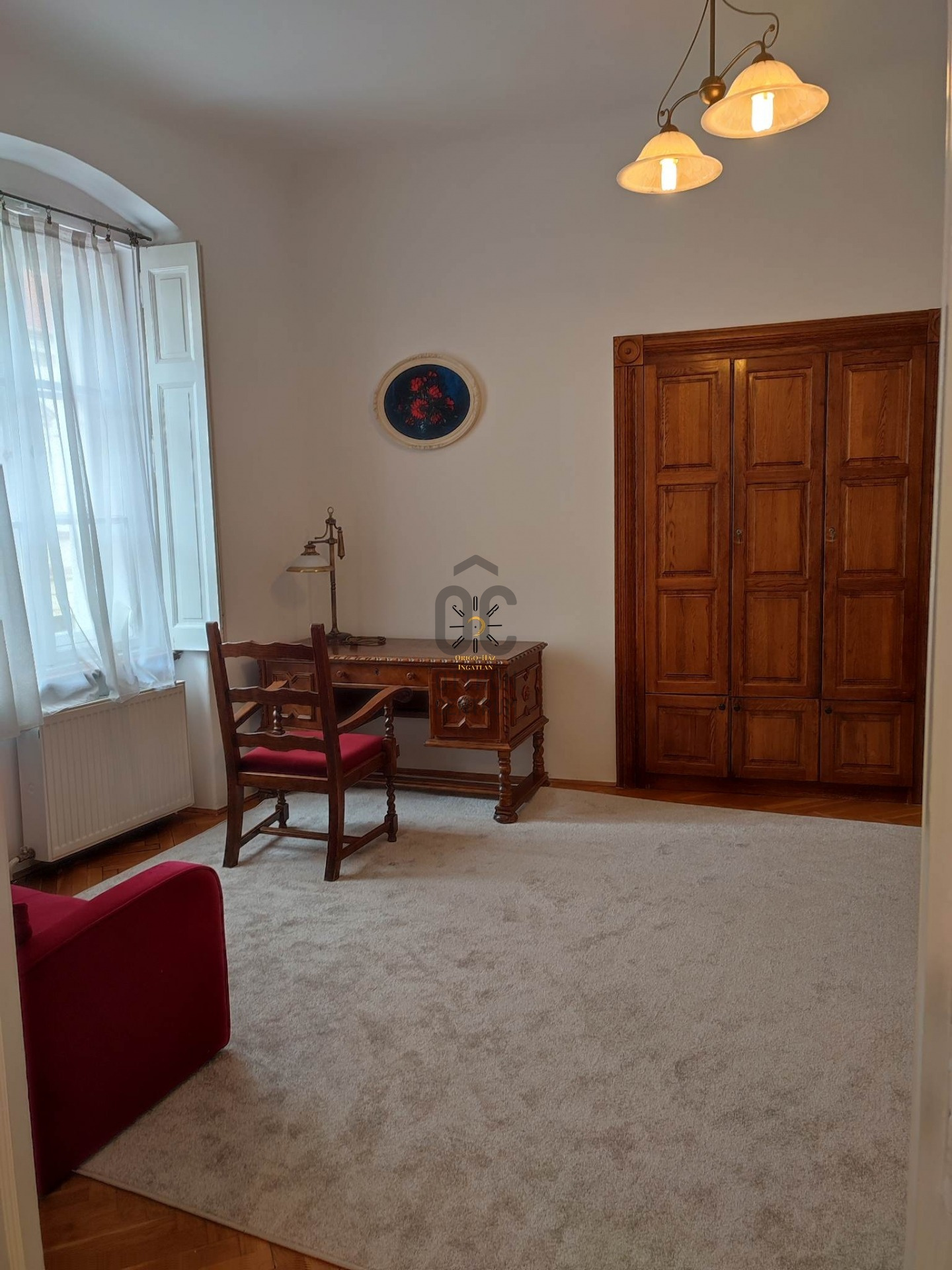 Gallery zoom image