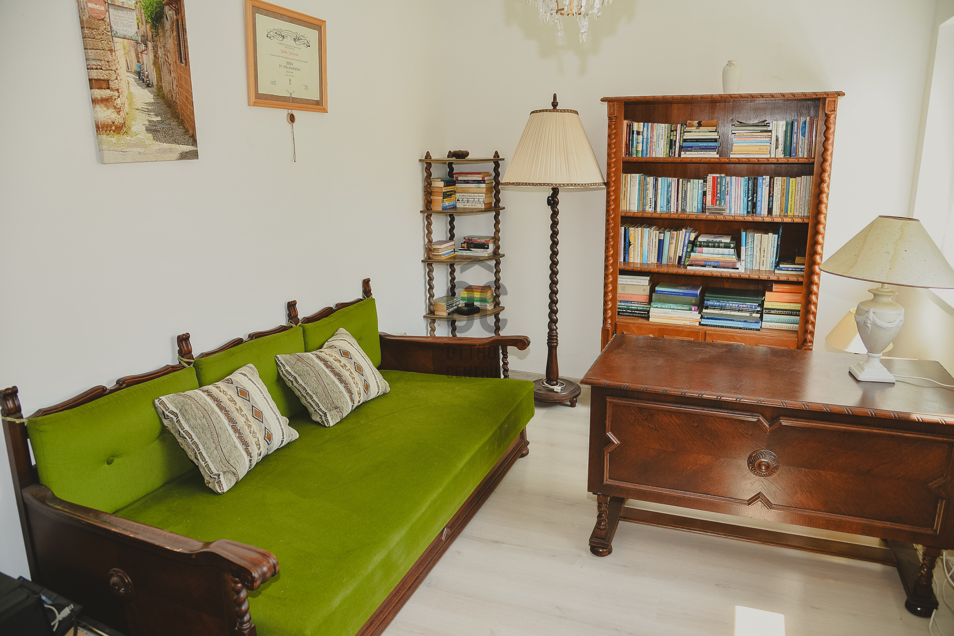 Gallery zoom image