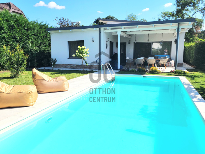 3 bed · 95m² · Családi ház · 159.900.000 Ft
