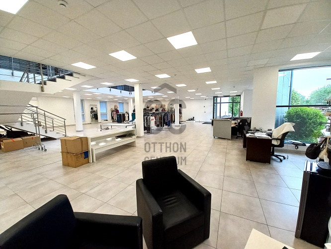 1415m² · Üzleti célú · € 3.604.430