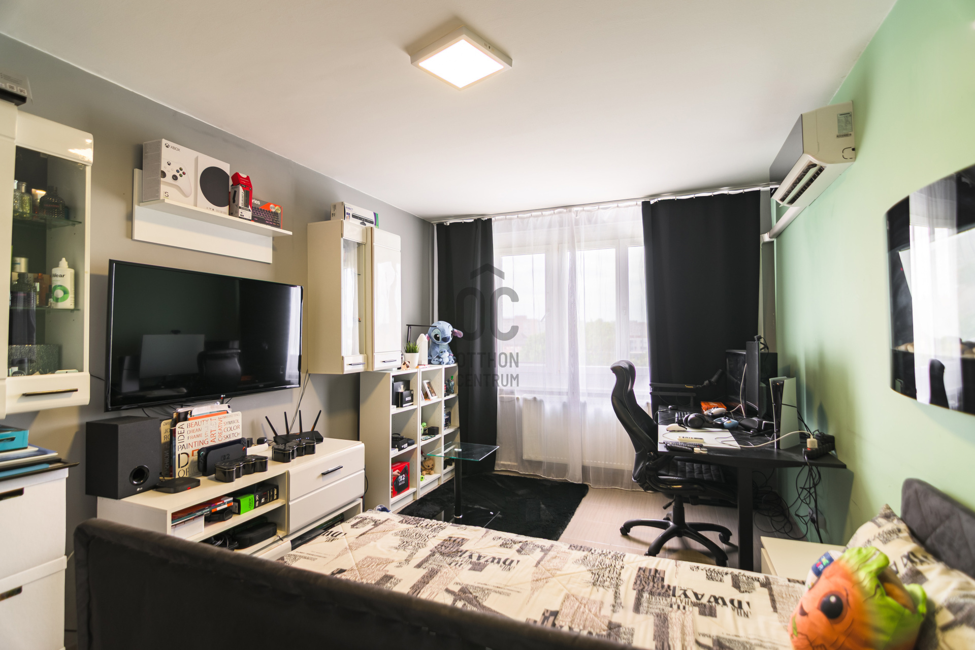 Gallery zoom image