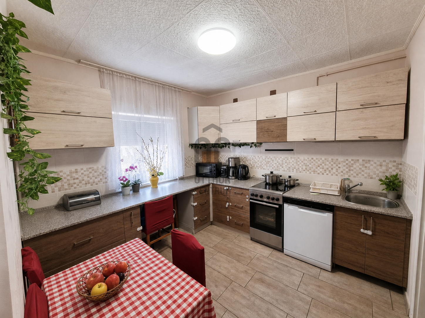 Gallery zoom image