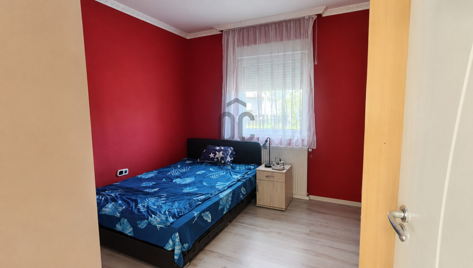 Gallery zoom image