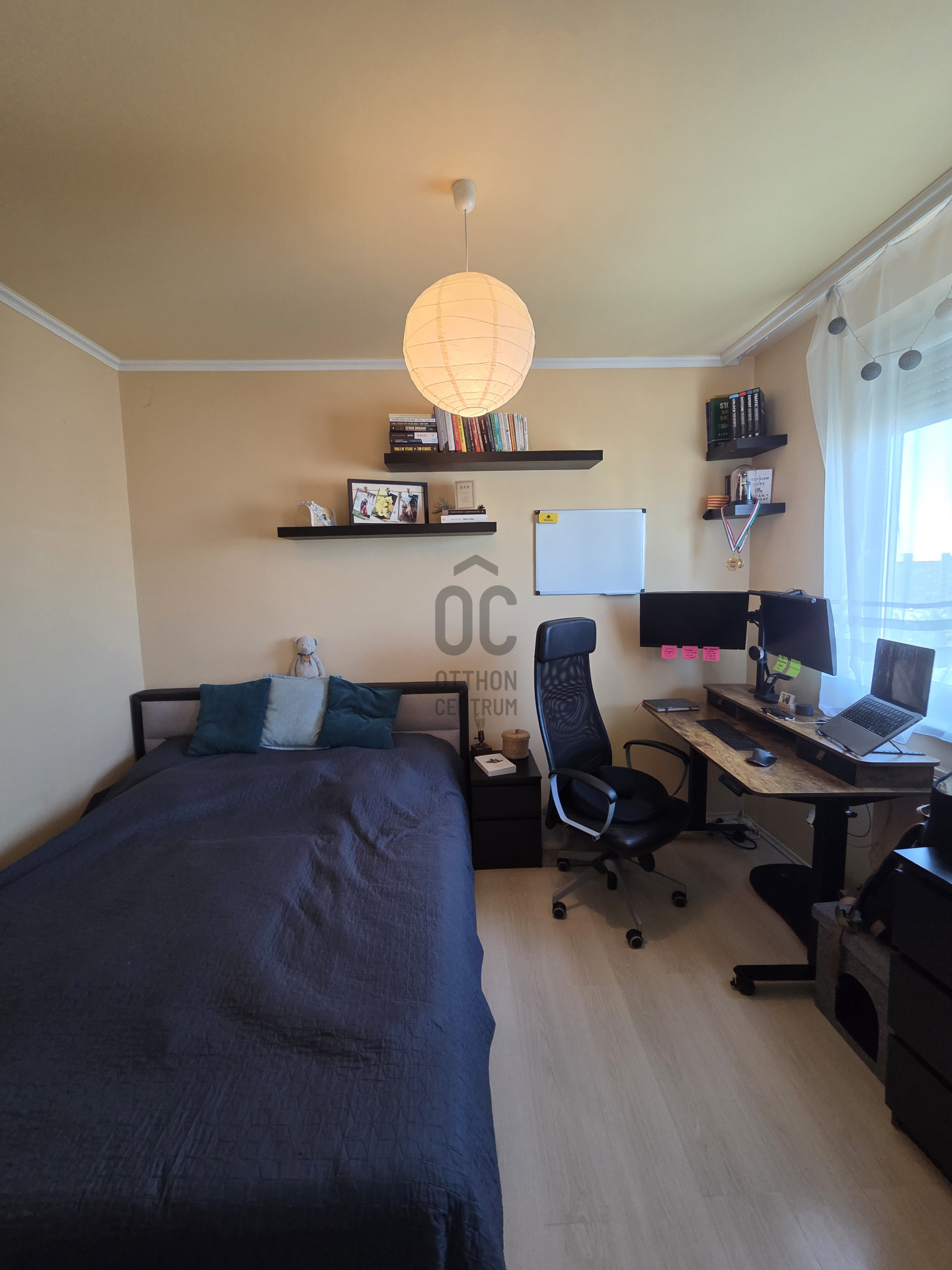 Gallery zoom image