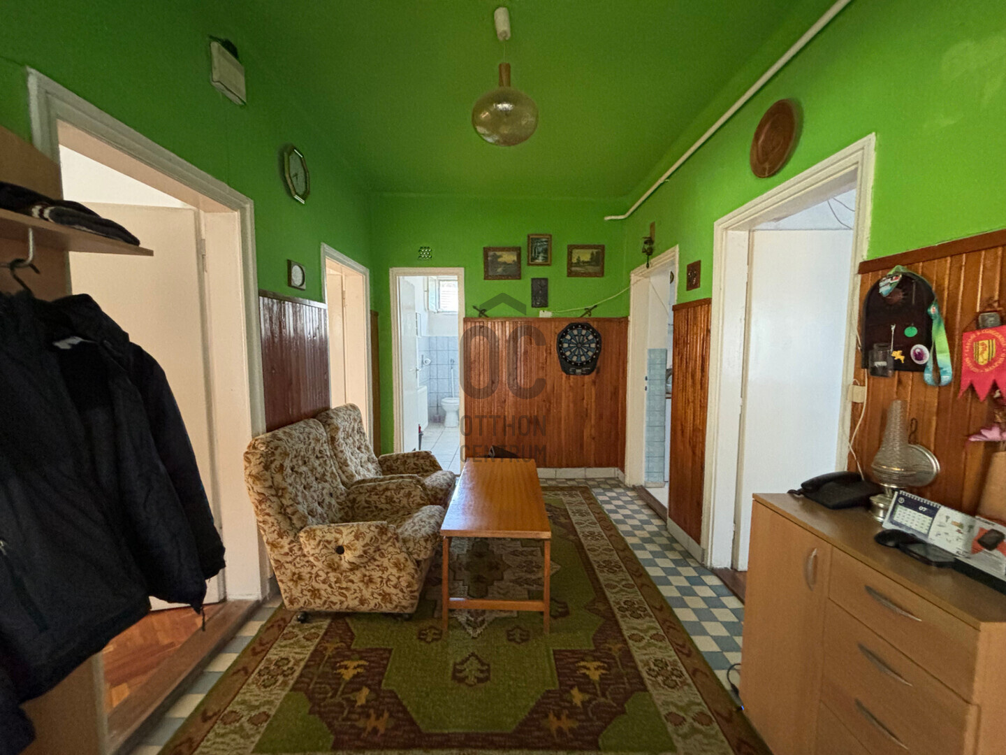 Gallery zoom image