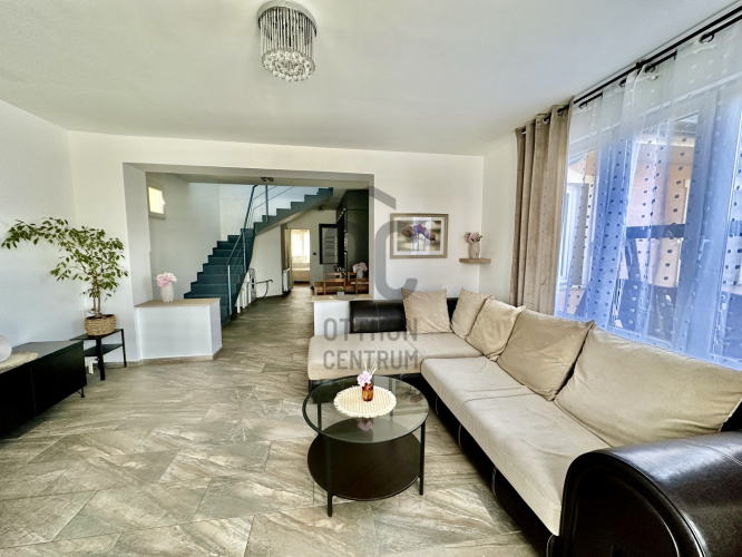 4 bed · 120m² · Családi ház · 450.000 Ft