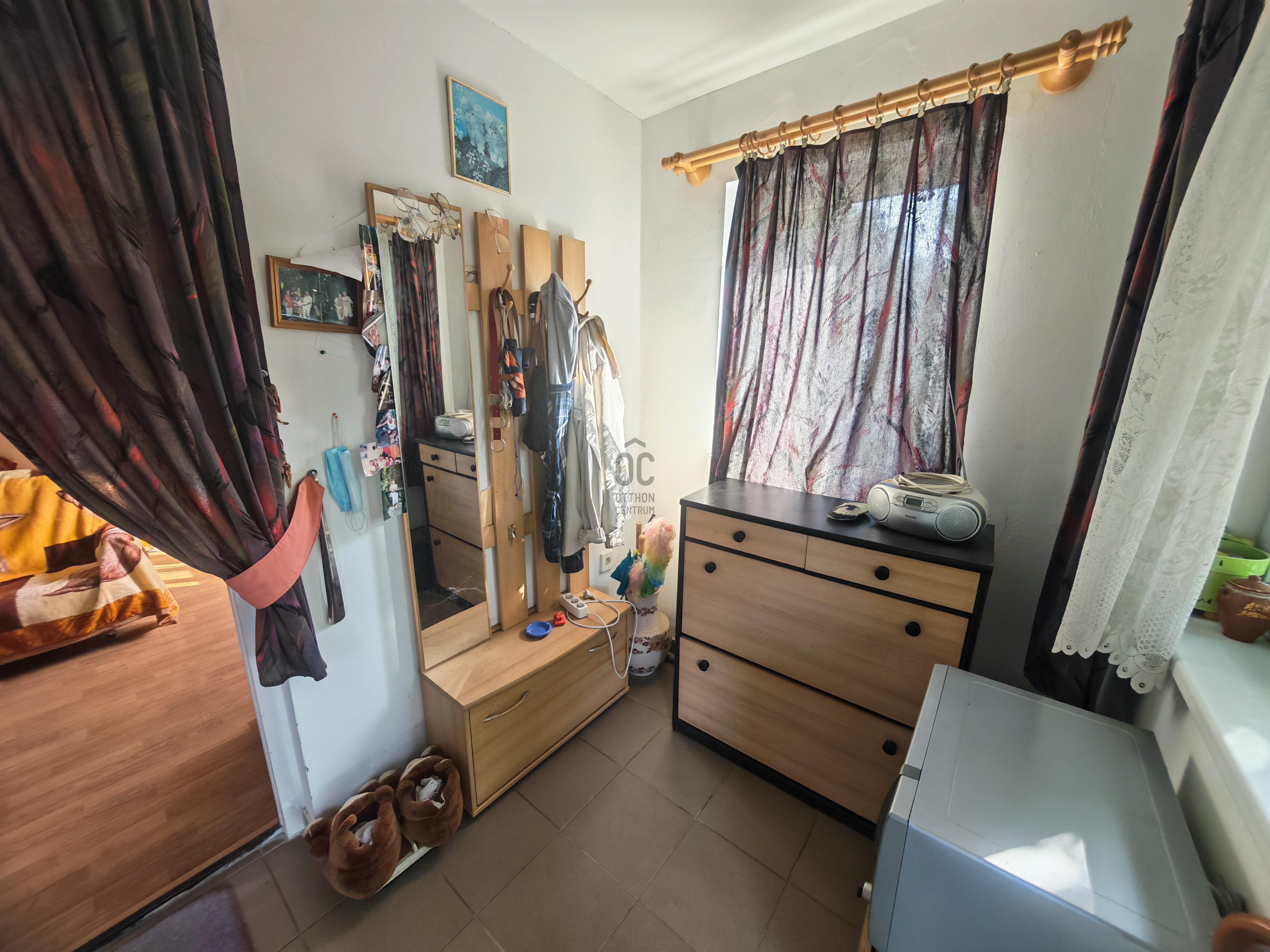 Gallery zoom image