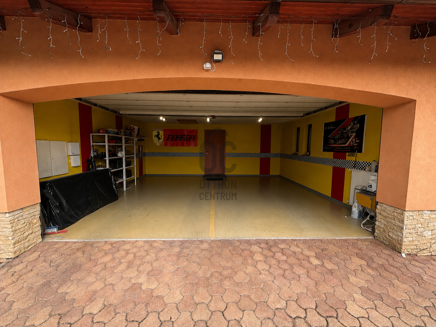 Gallery zoom image