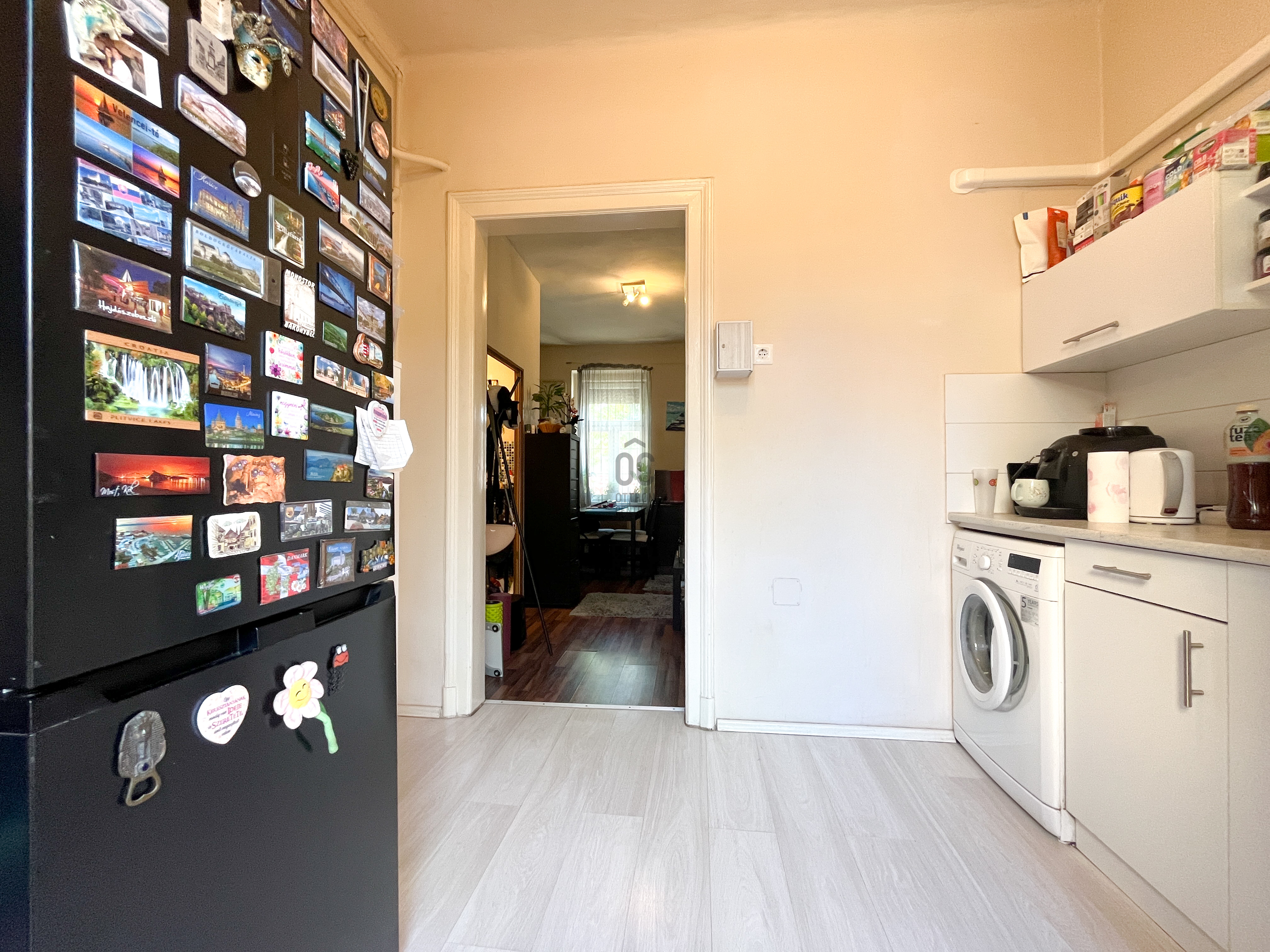 Gallery zoom image