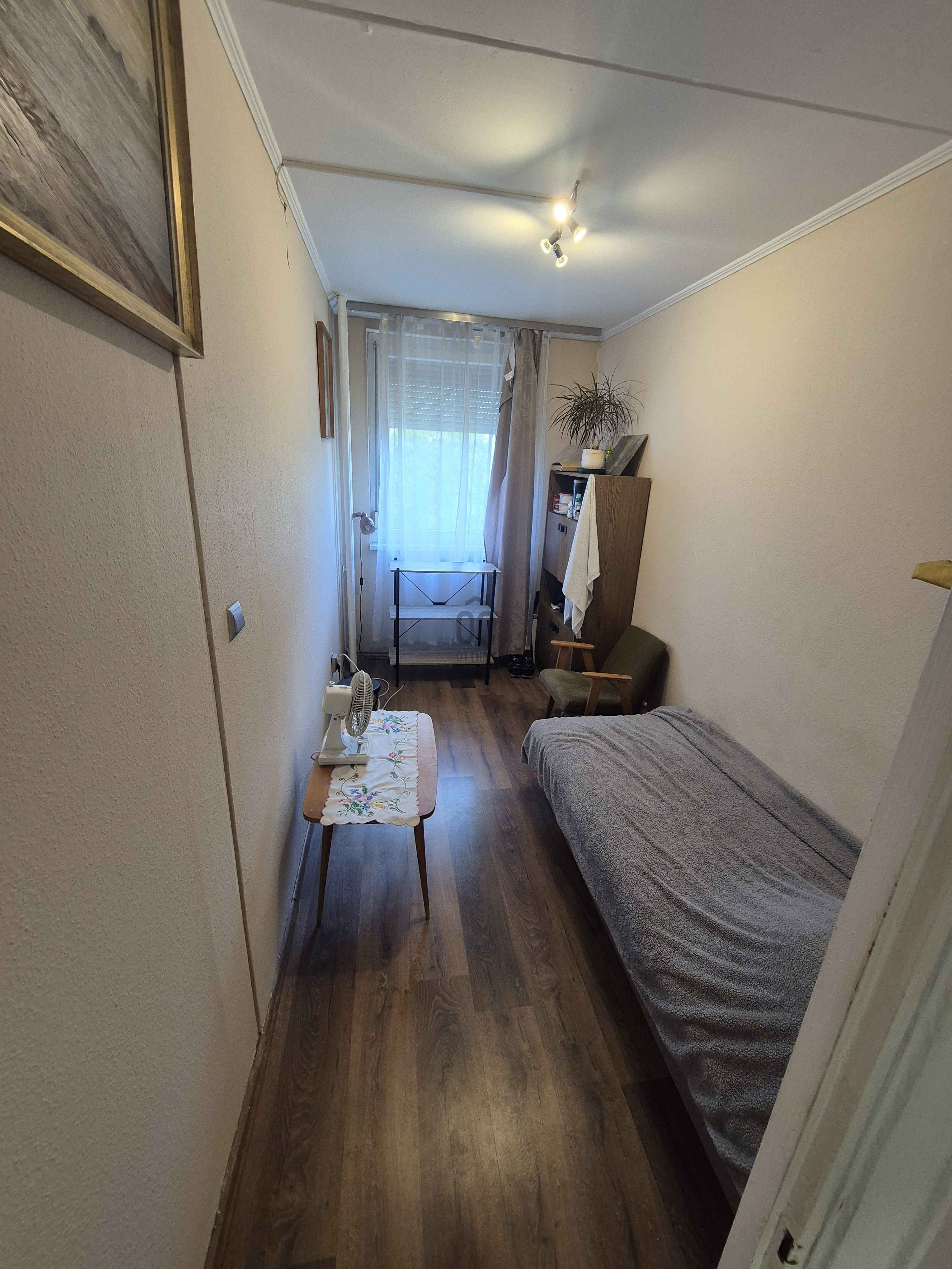 Gallery zoom image