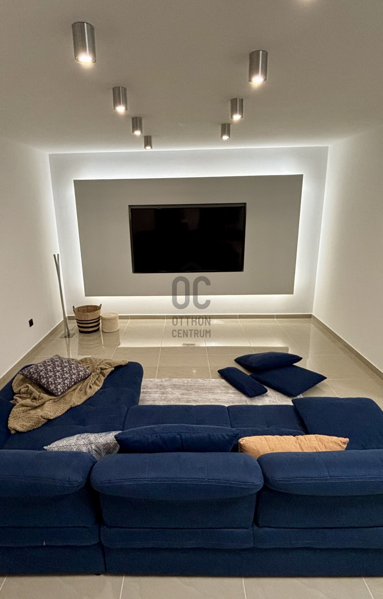 Gallery zoom image