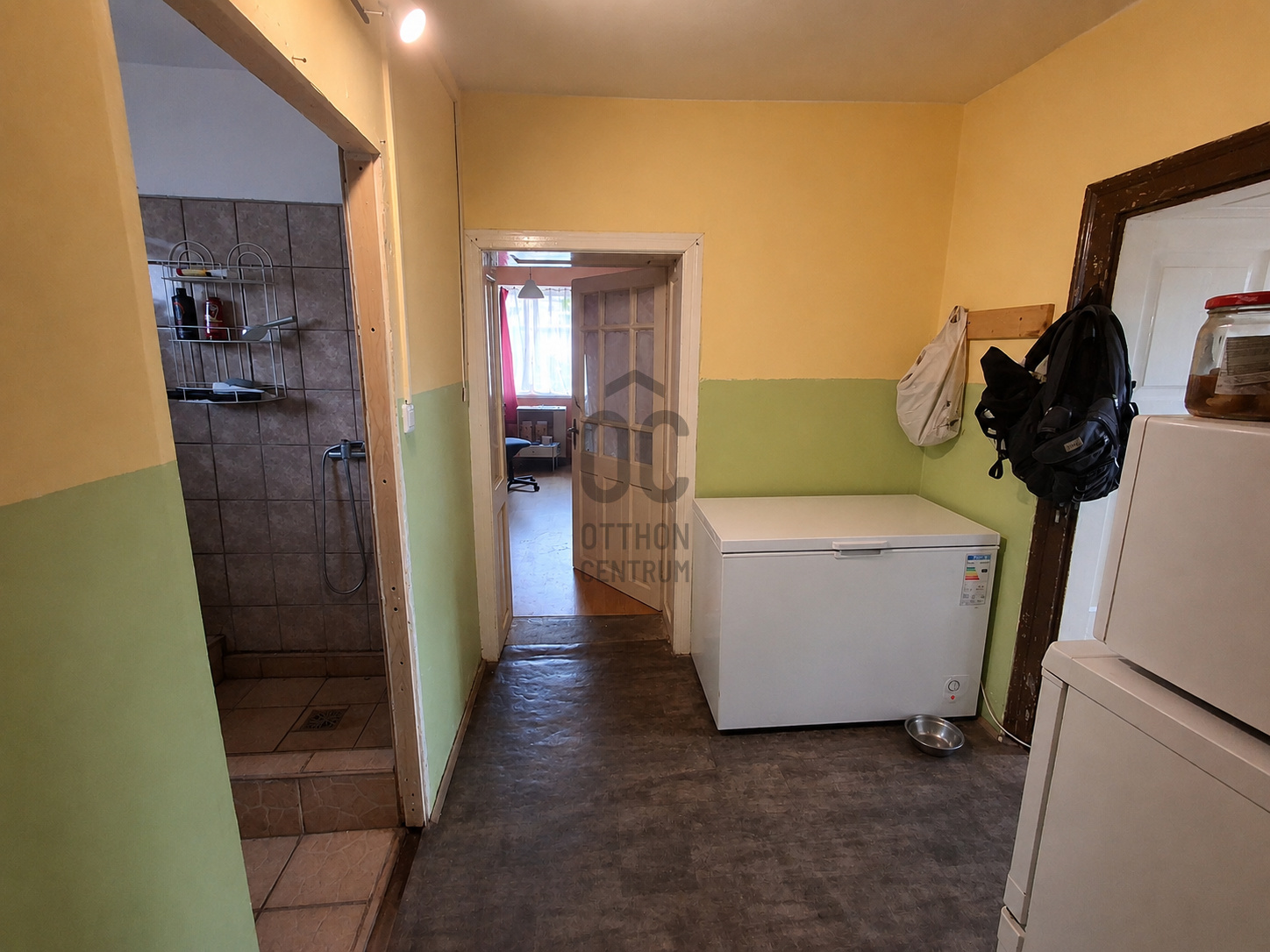 Gallery zoom image
