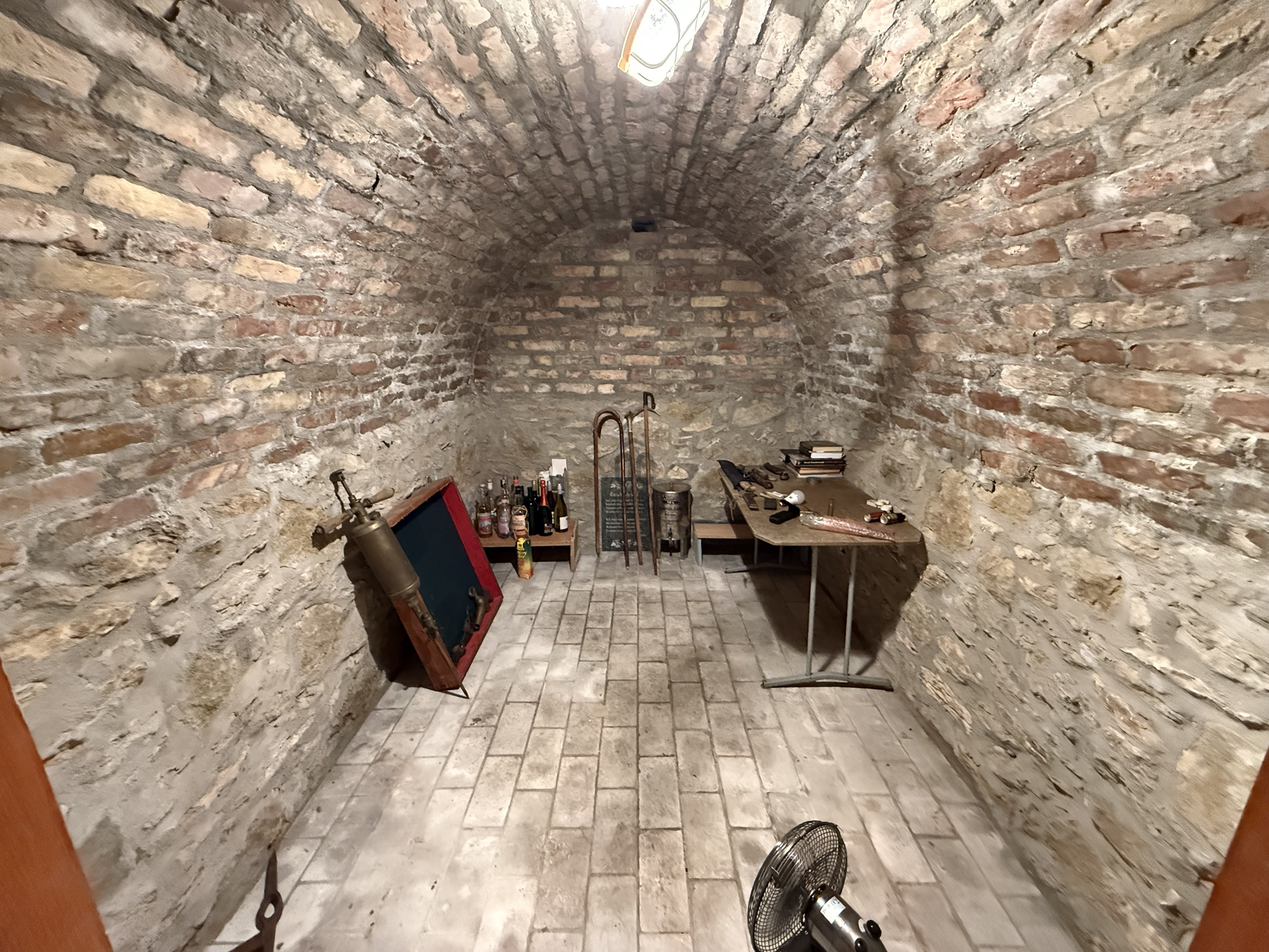 Gallery zoom image