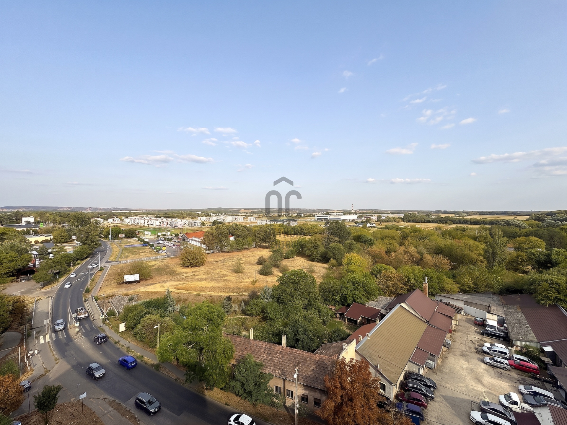 Gallery zoom image