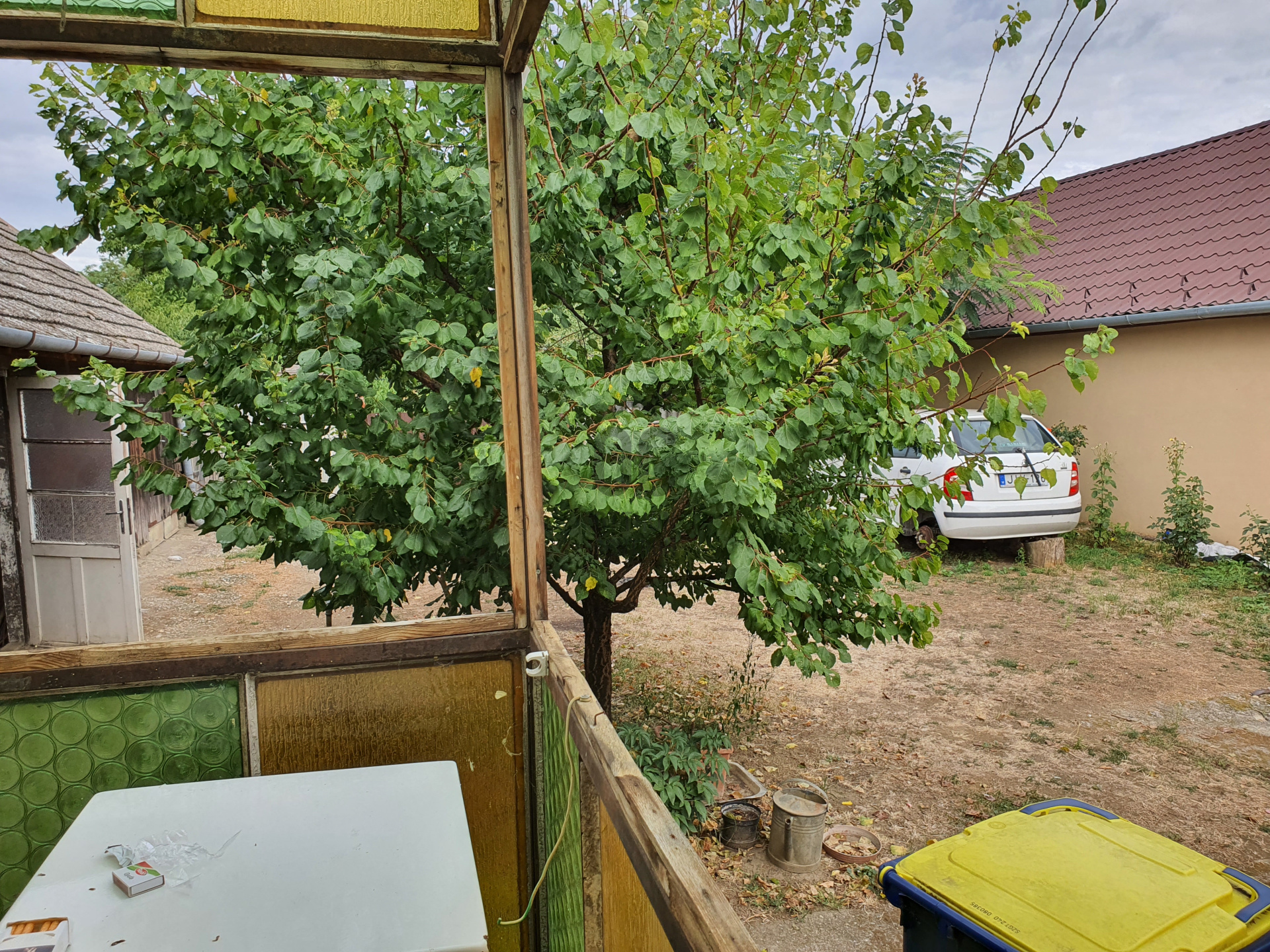 Gallery zoom image