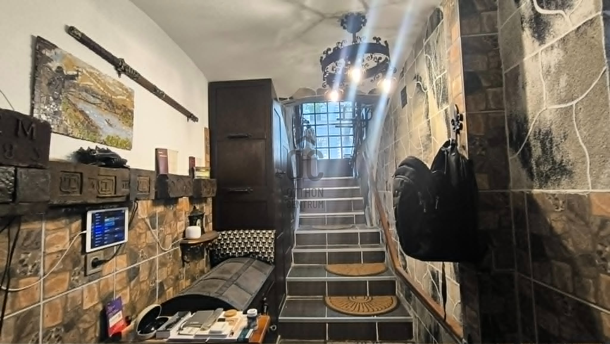 Gallery zoom image