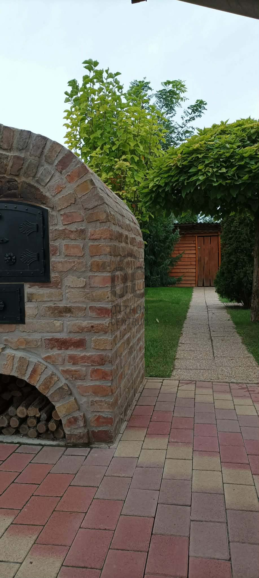 Gallery zoom image