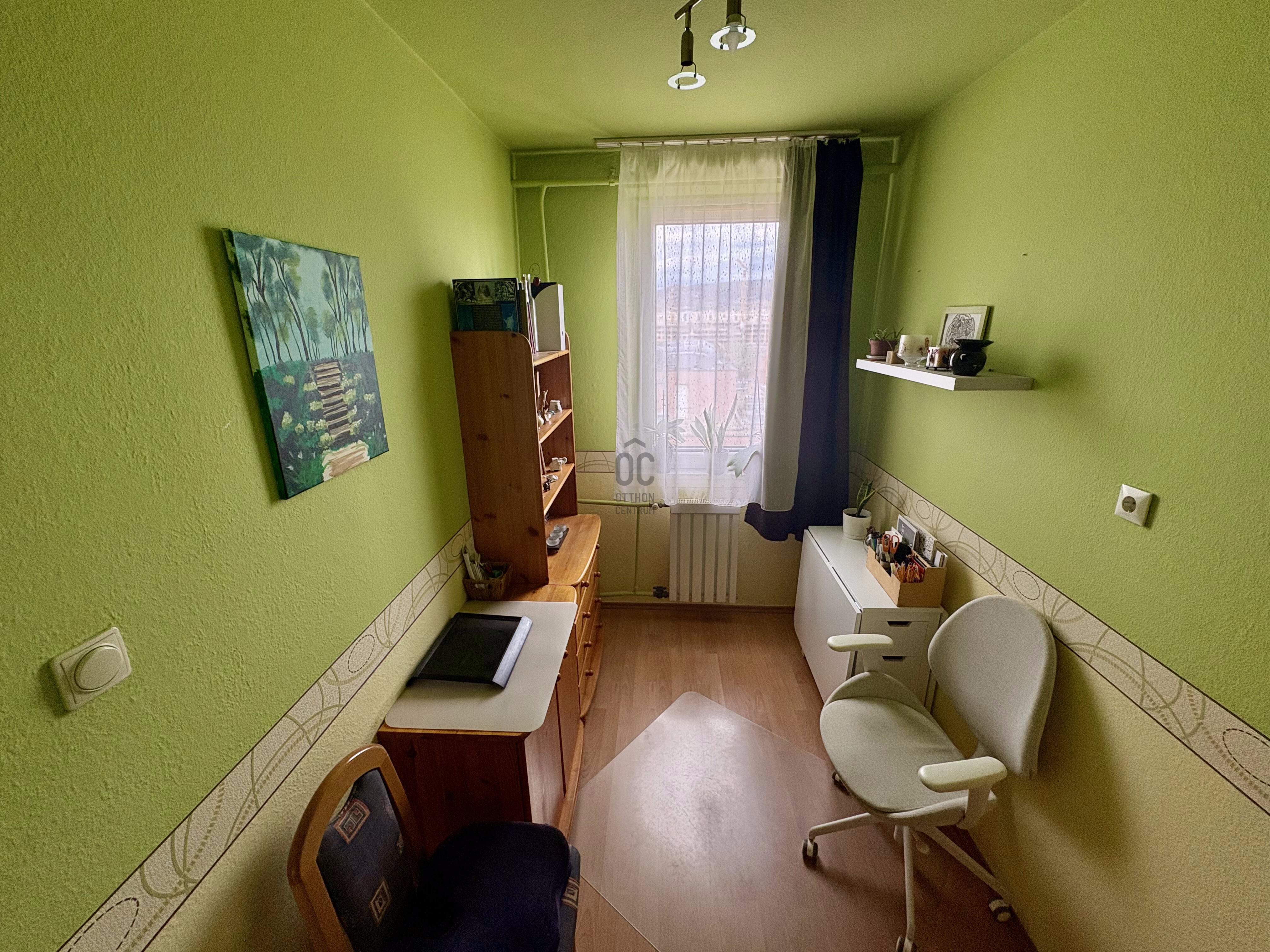 Gallery zoom image