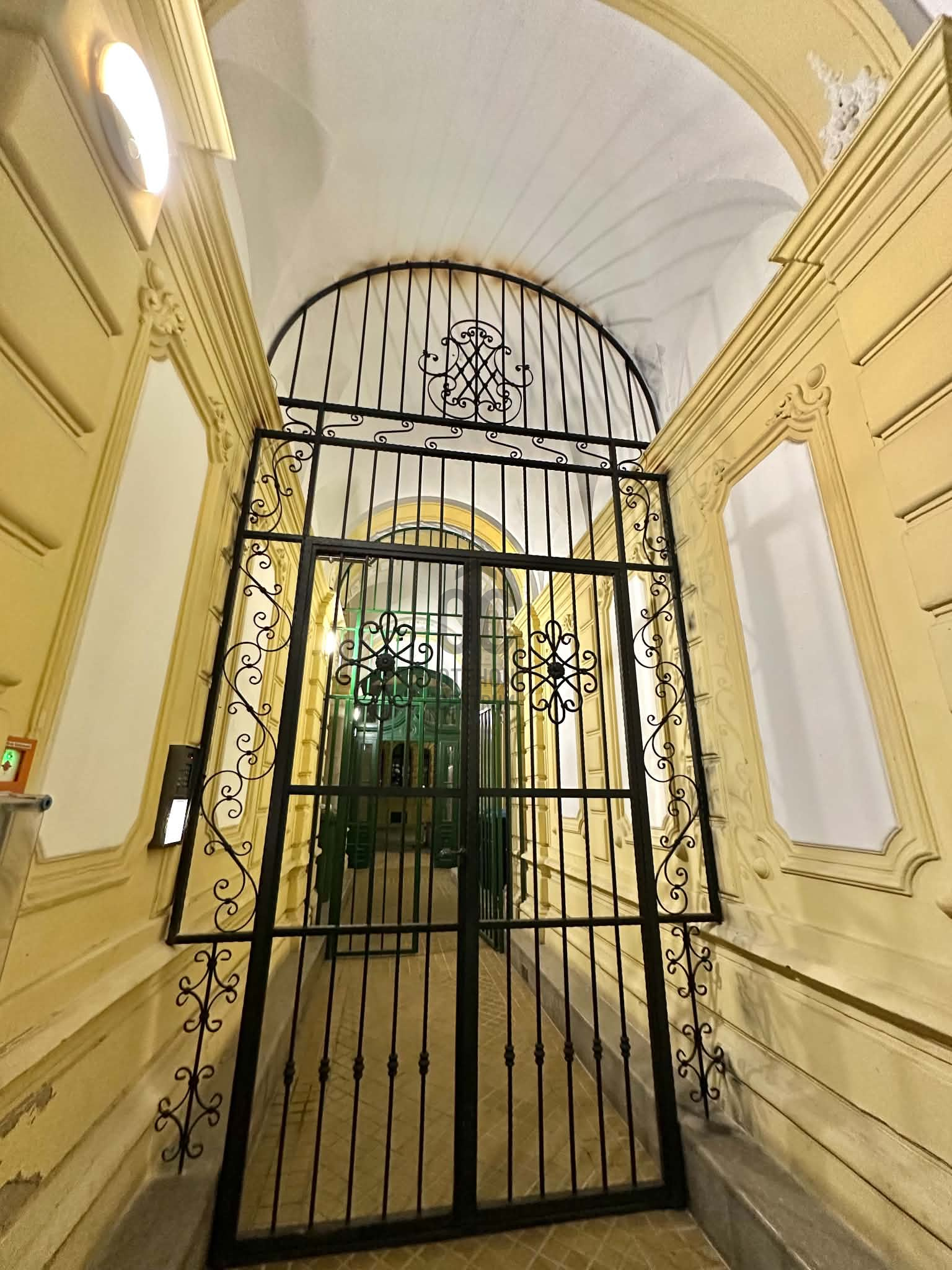 Gallery zoom image
