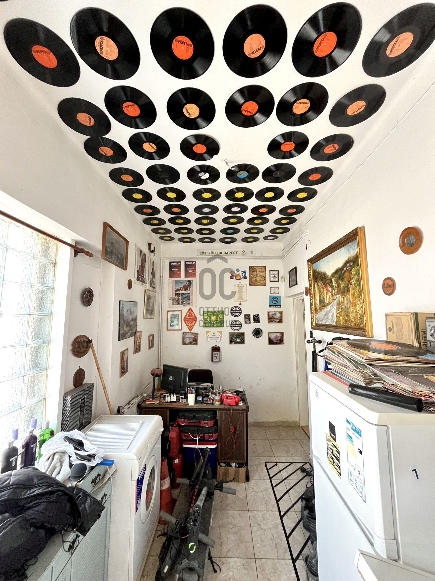 Gallery zoom image