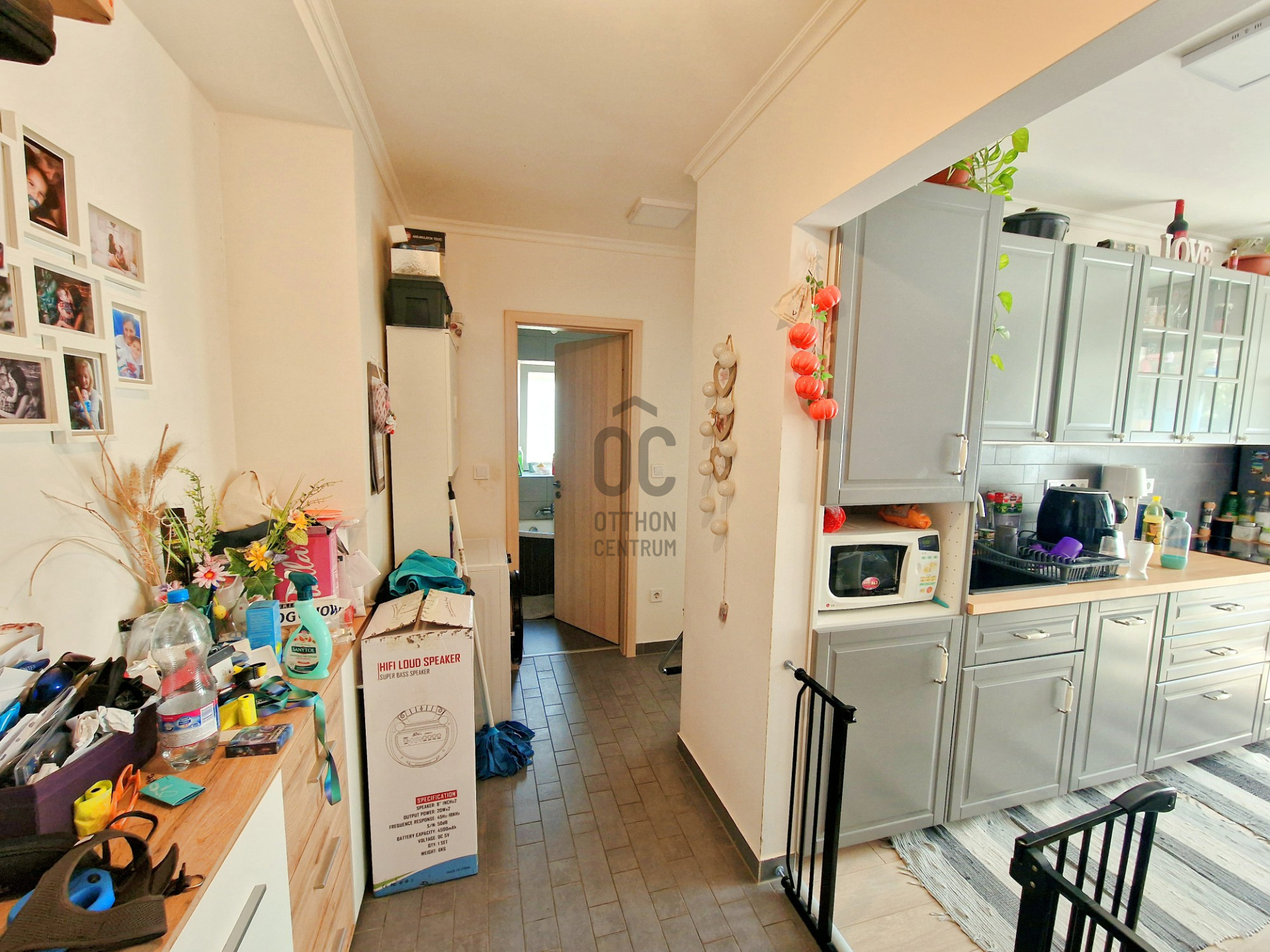 Gallery zoom image