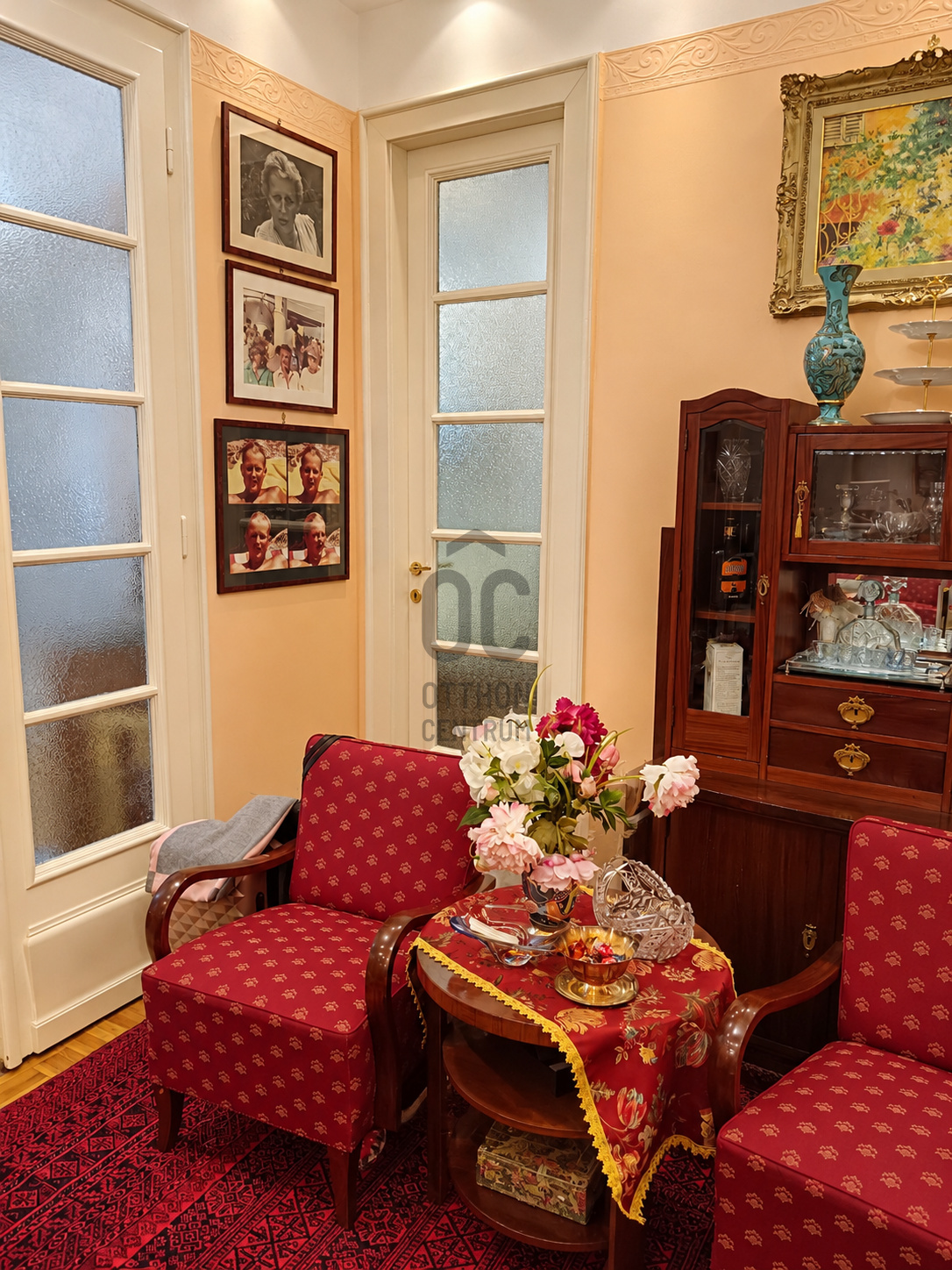 Gallery zoom image