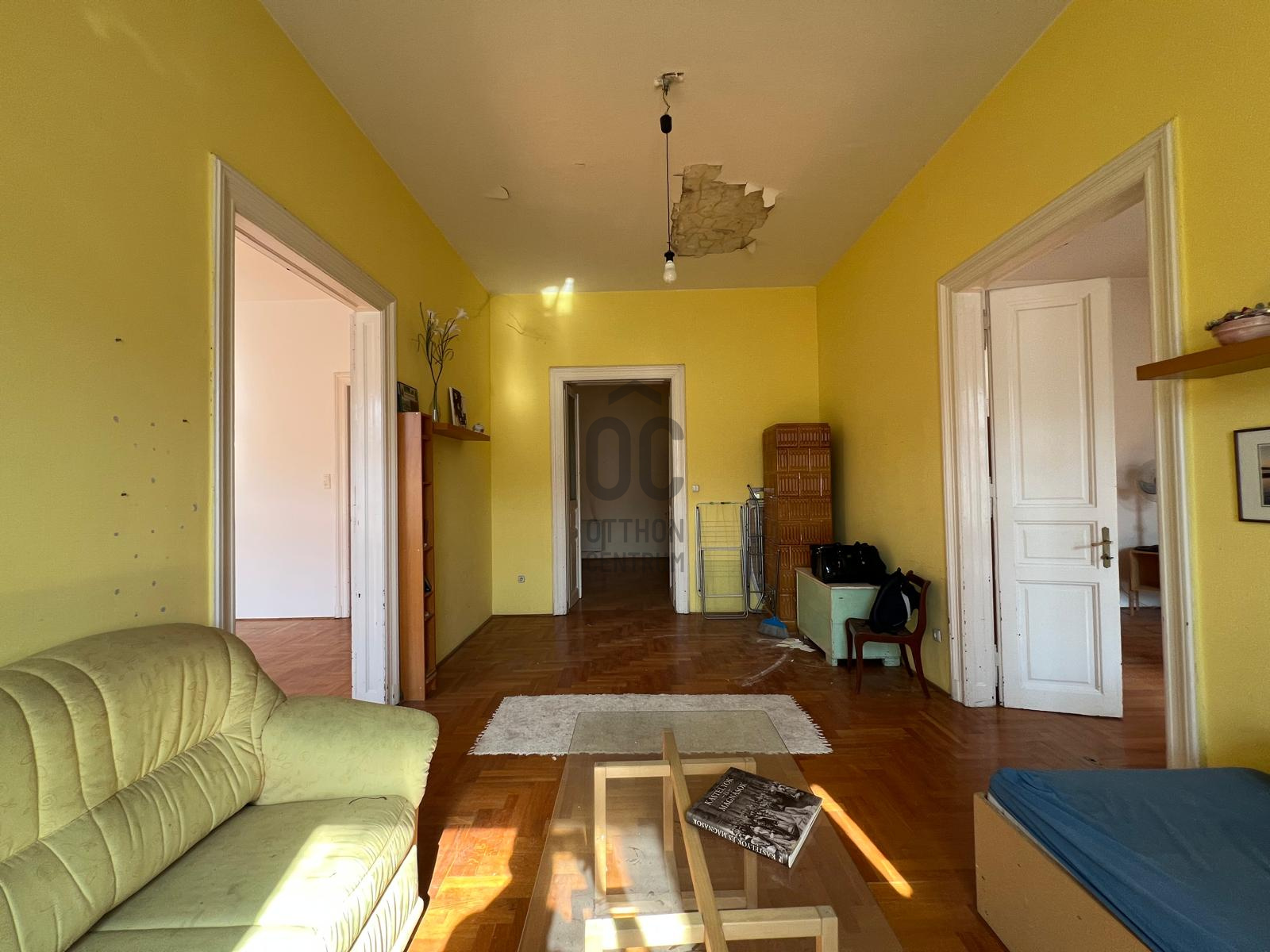 Gallery zoom image
