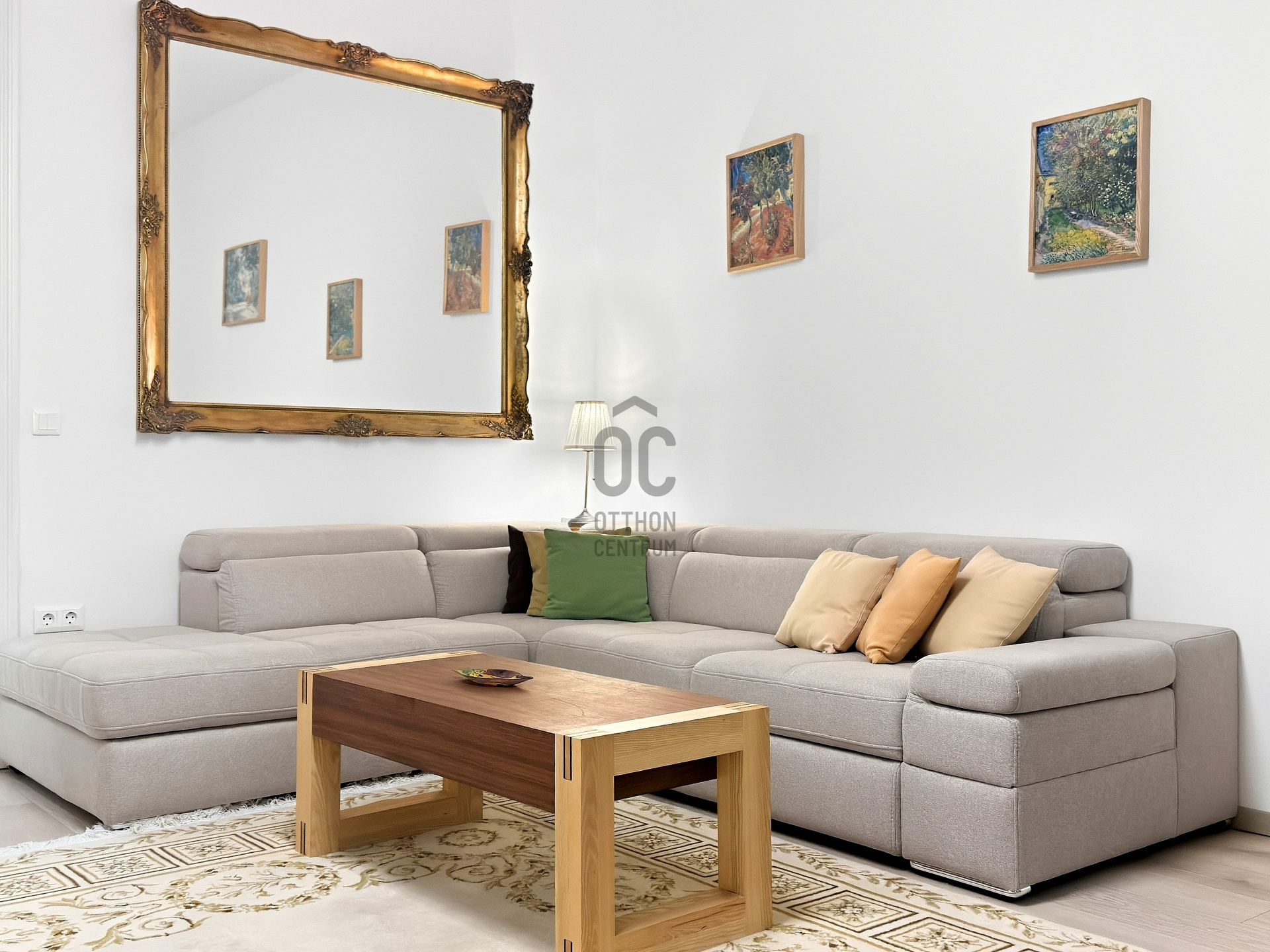 Gallery zoom image