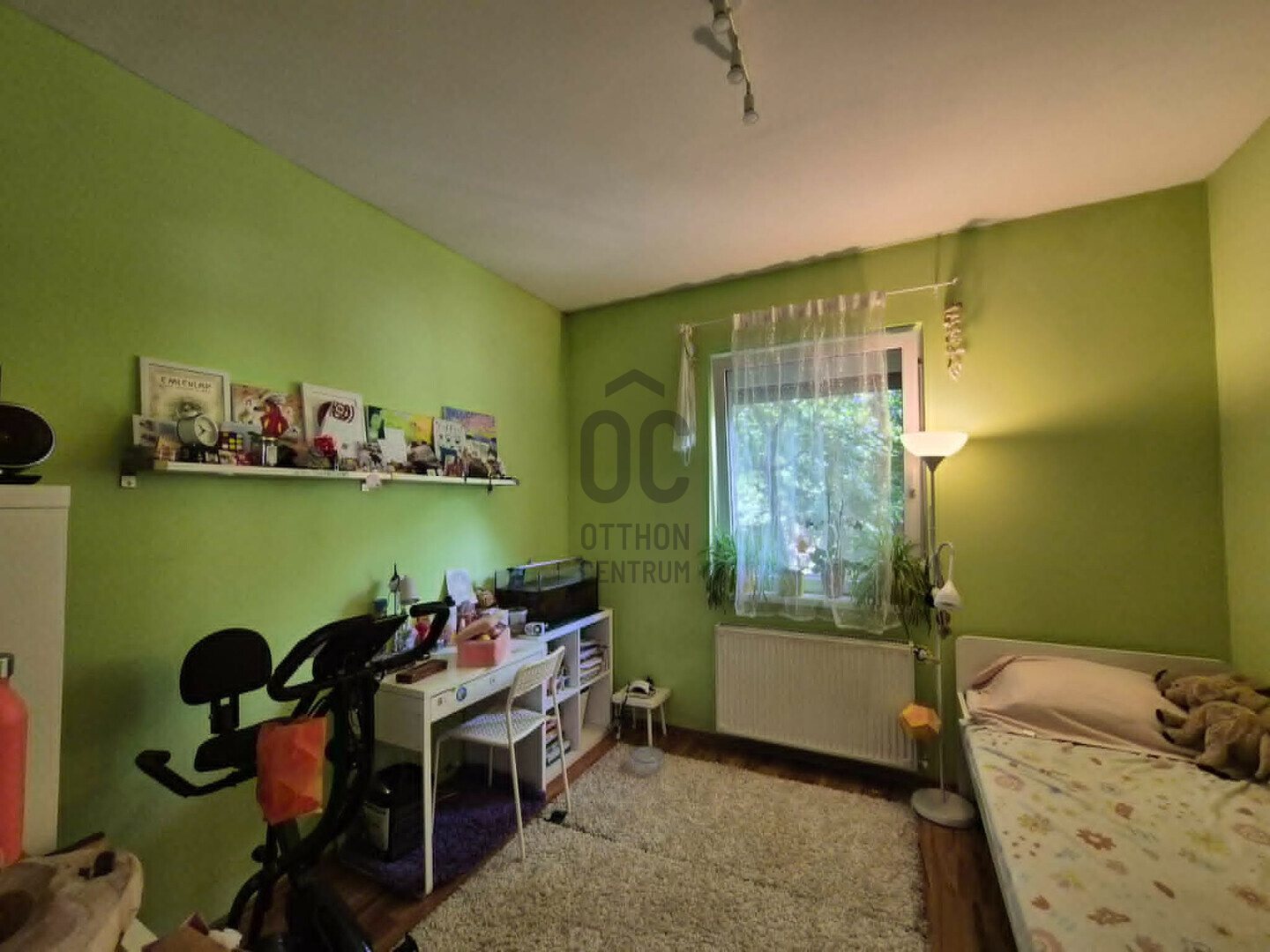 Gallery zoom image