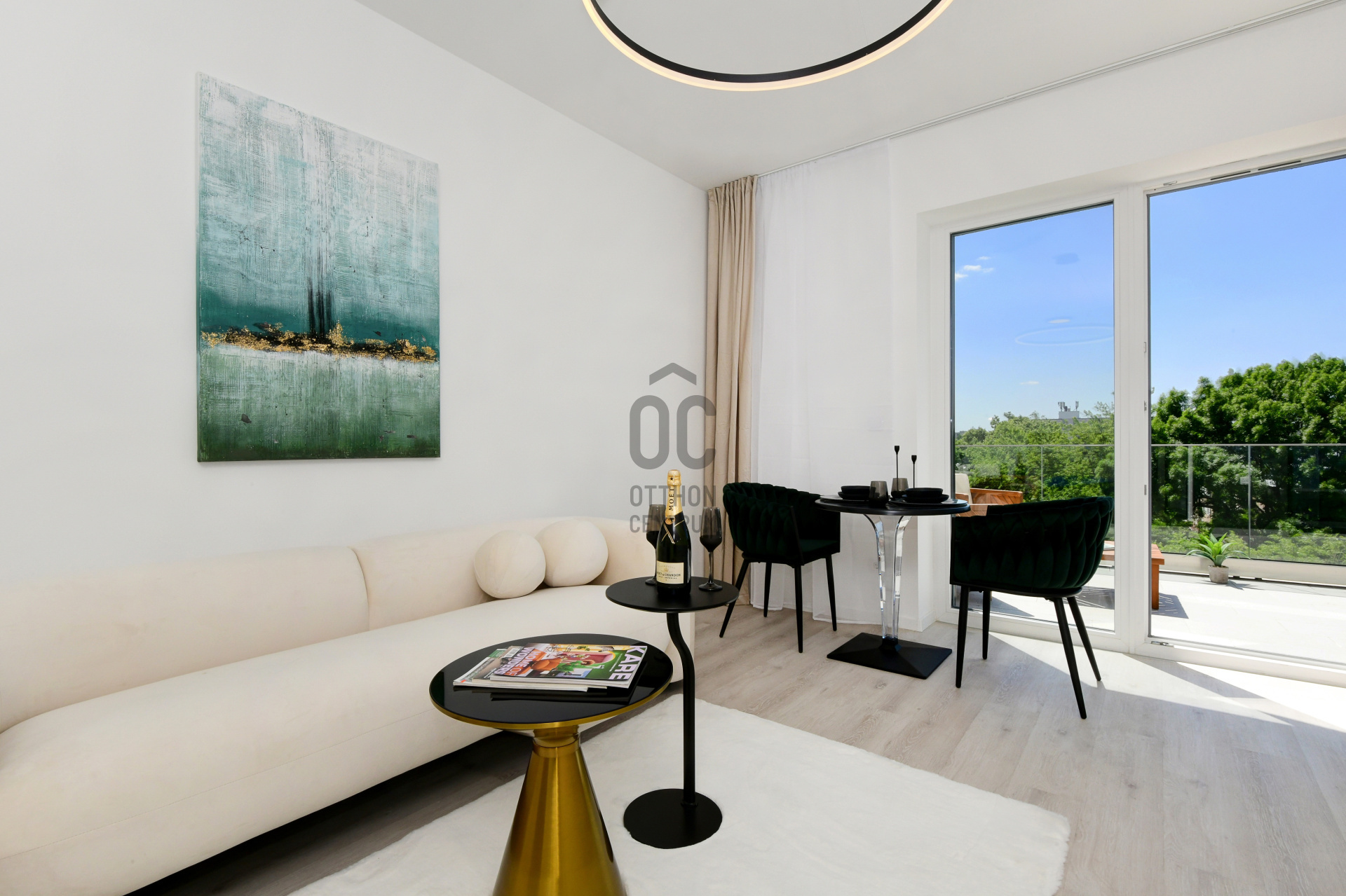Gallery zoom image