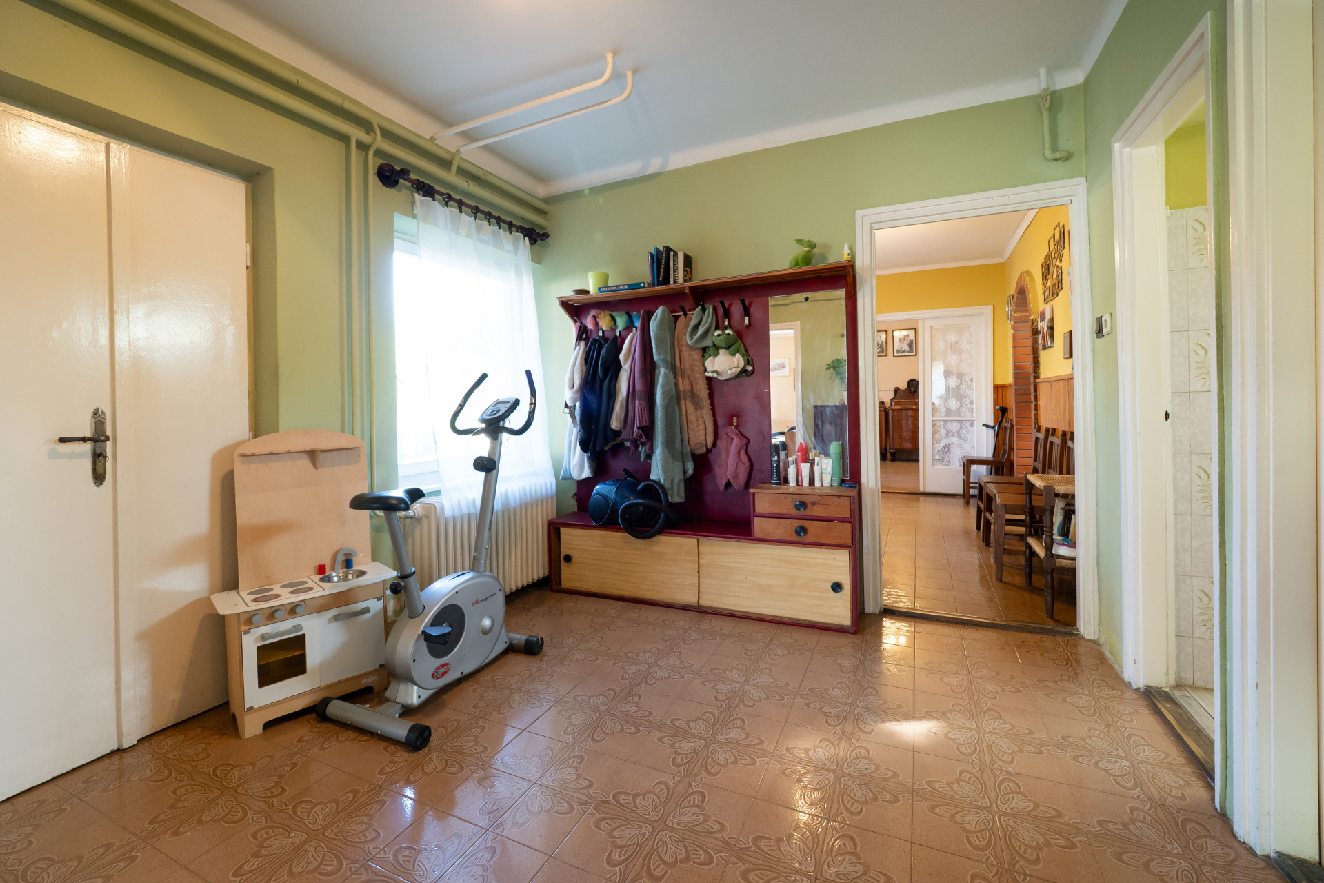Gallery zoom image
