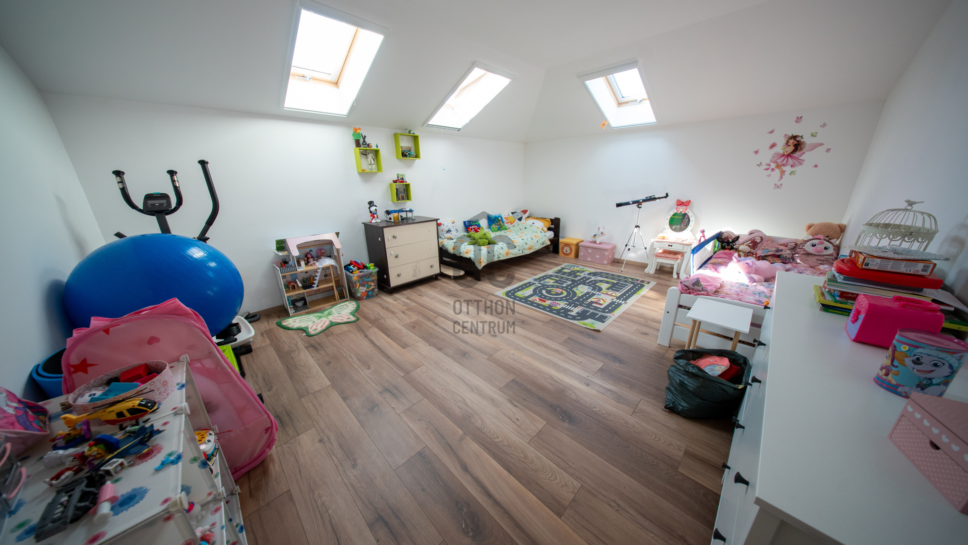 Gallery zoom image