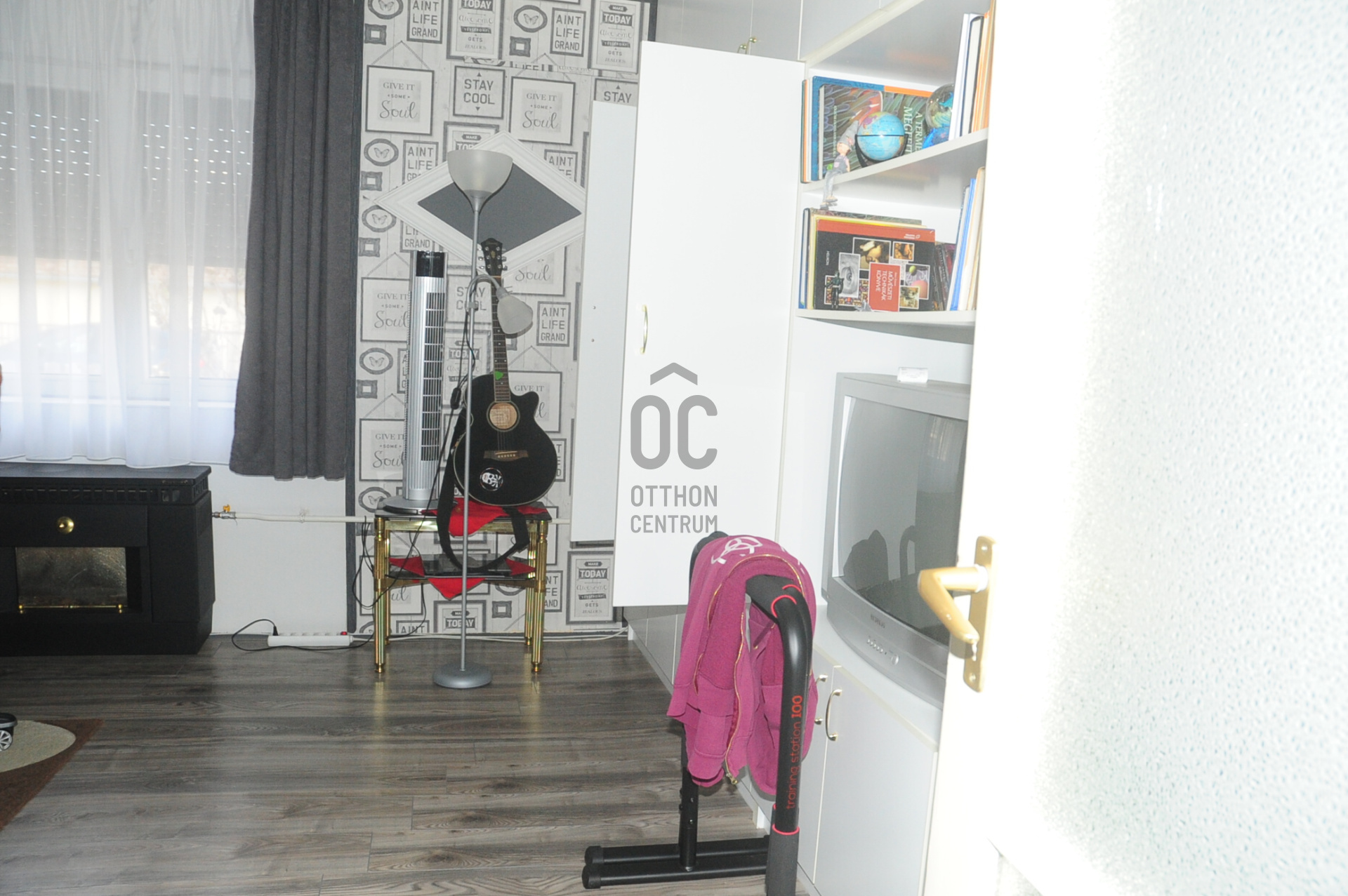 Gallery zoom image