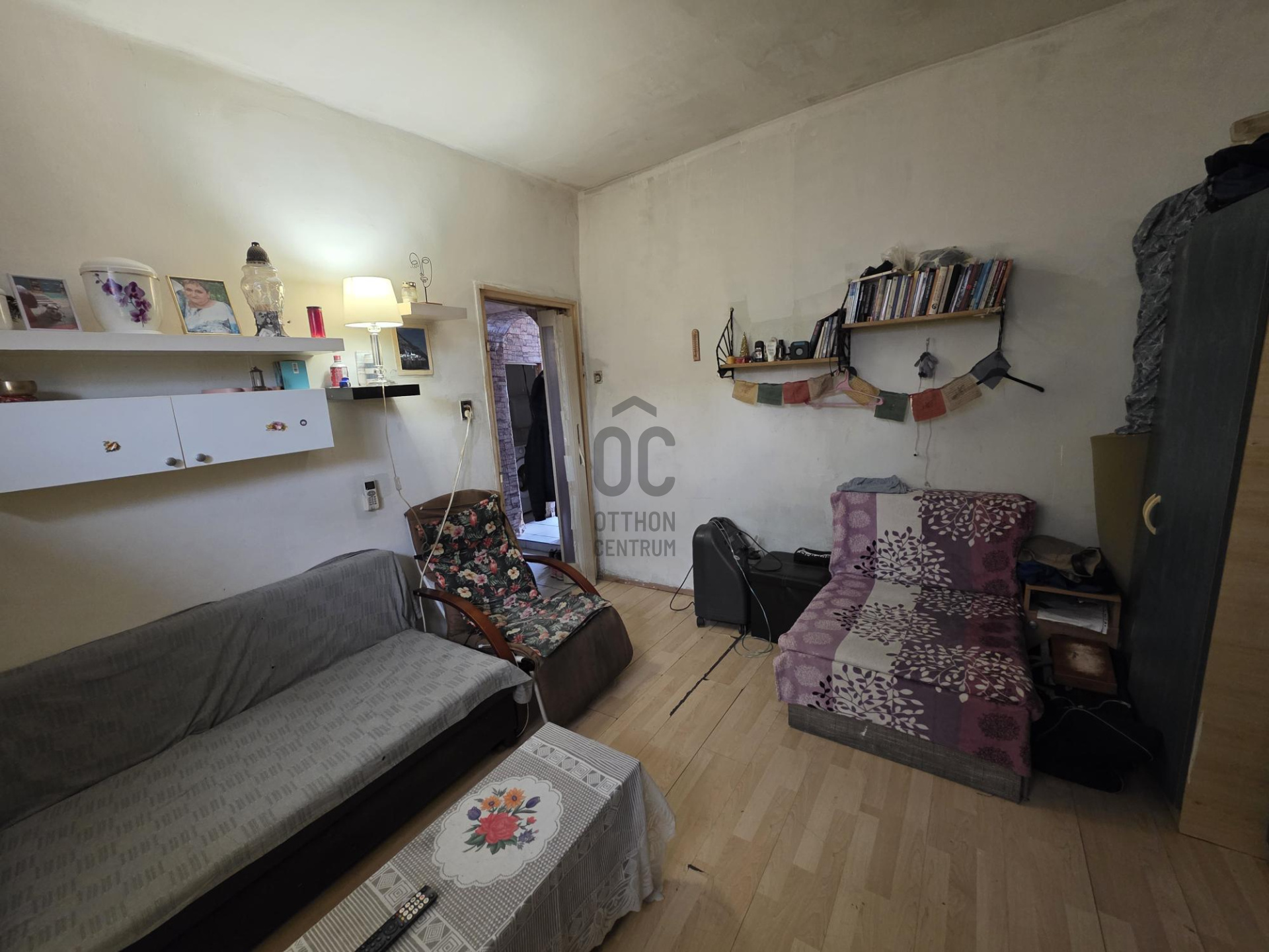 Gallery zoom image